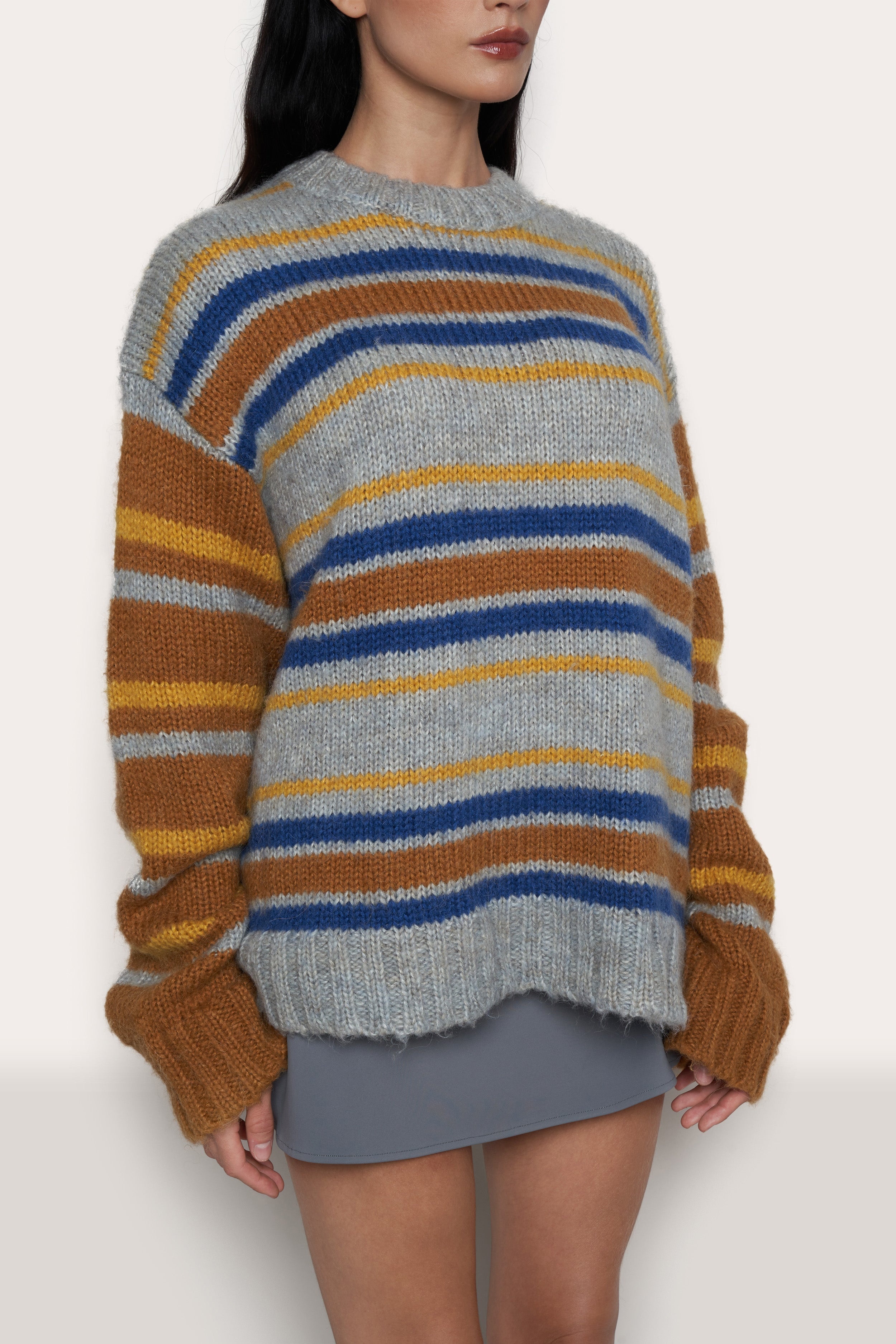 OVERSIZED CREWNECK - 15