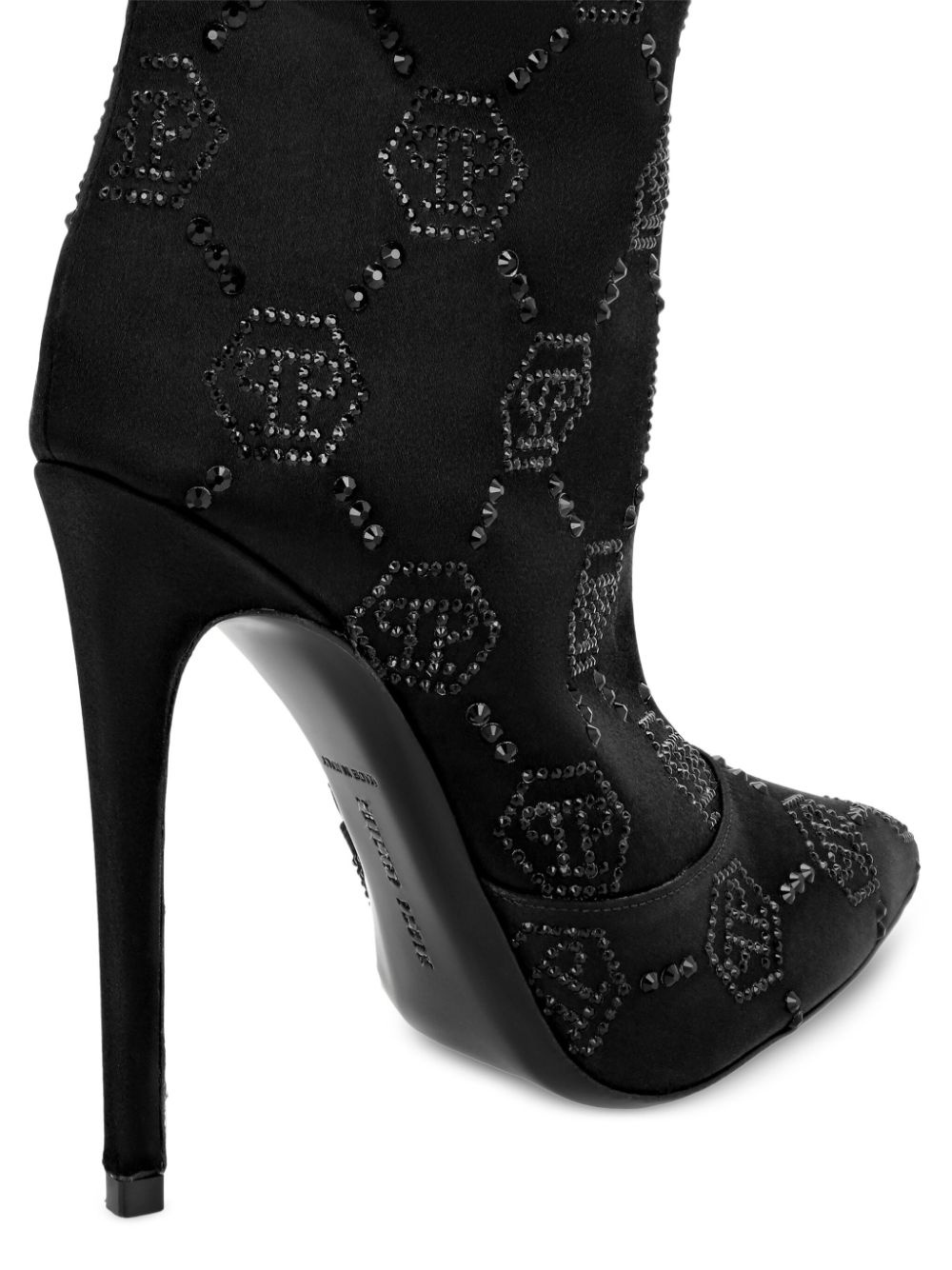 Monogram boots - 4