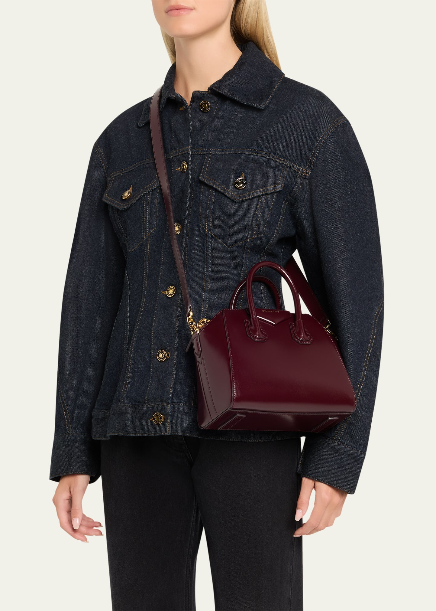 Antigona Mini Top-Handle Bag in Patent Leather - 2