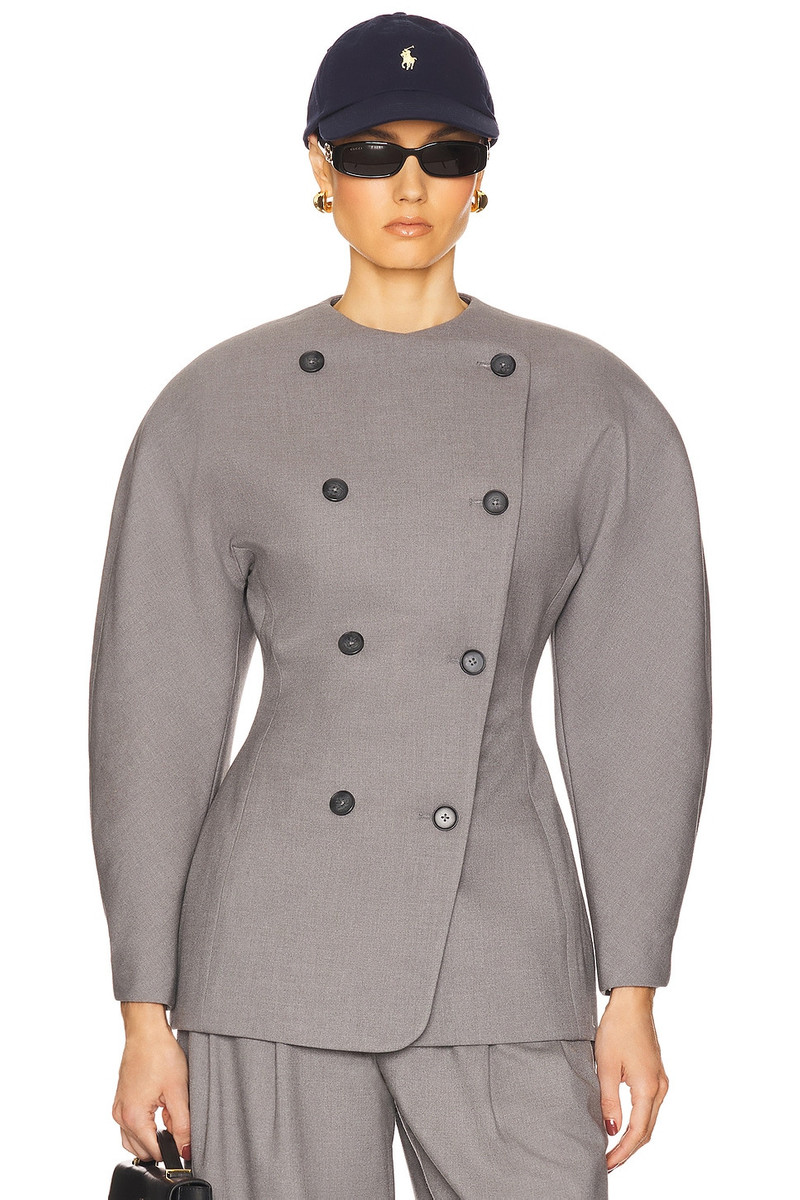 The Curvilinear Blazer 1