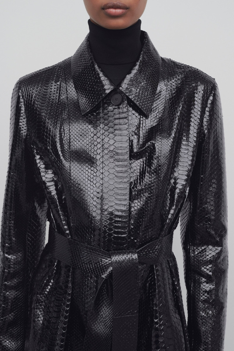 Traviesa Coat in Python 6