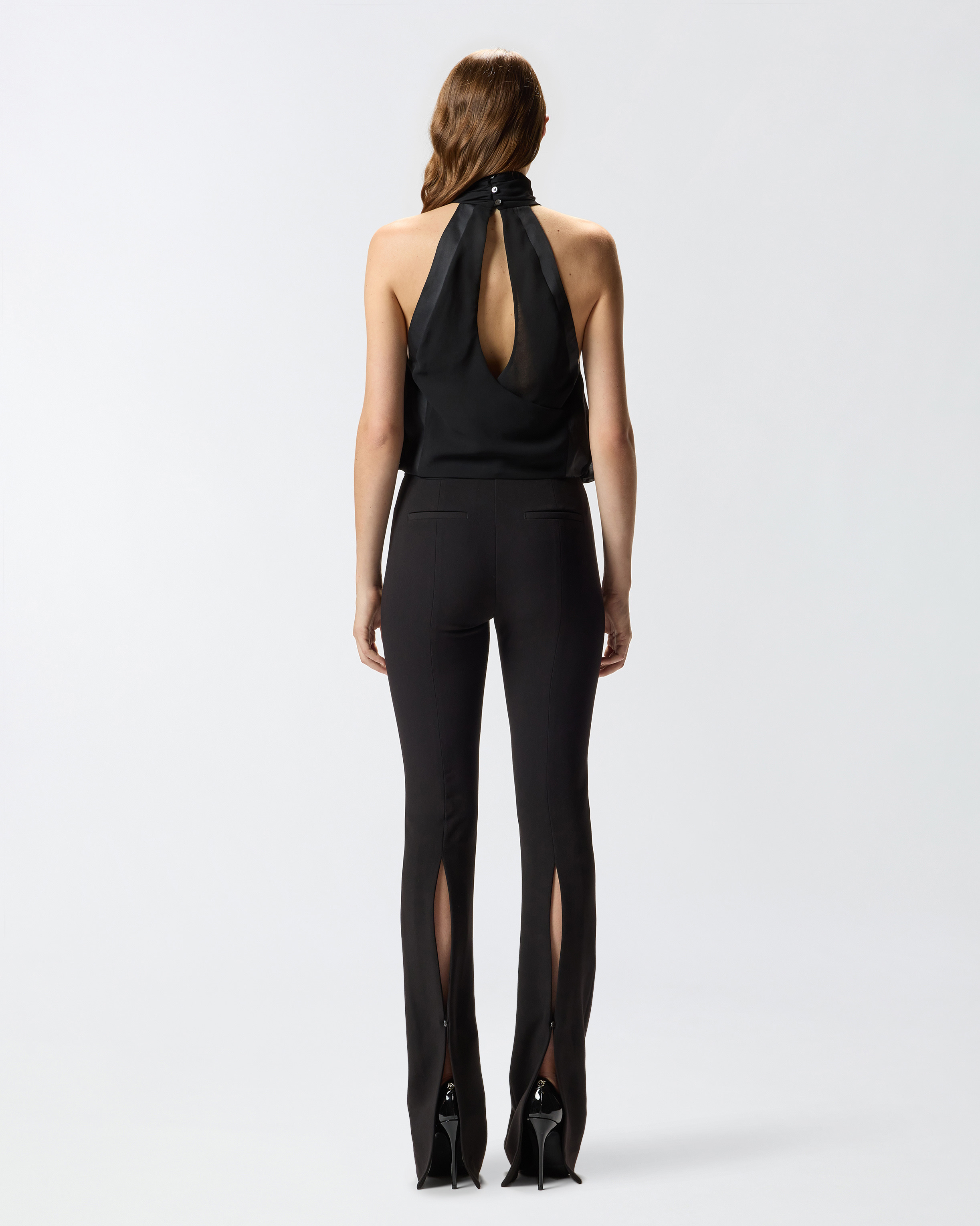 HALTERNECK TOP WITH REAR OPENING - 4