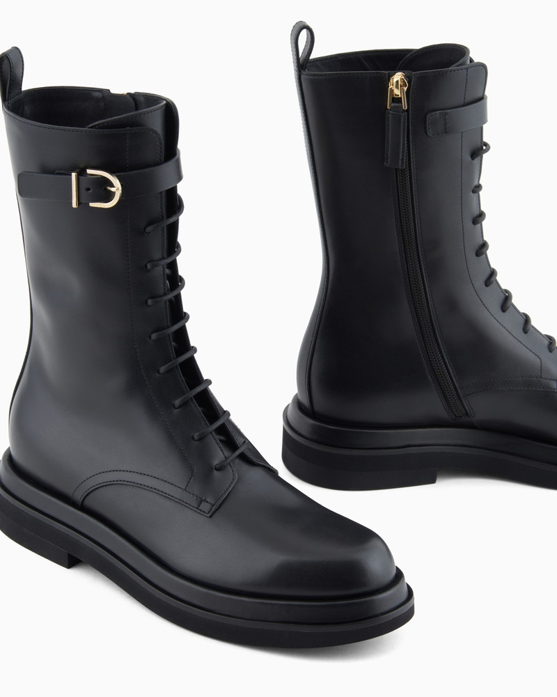 GIORGIO ARMANI SMOOTH LEATHER COMBAT 부스 outlook