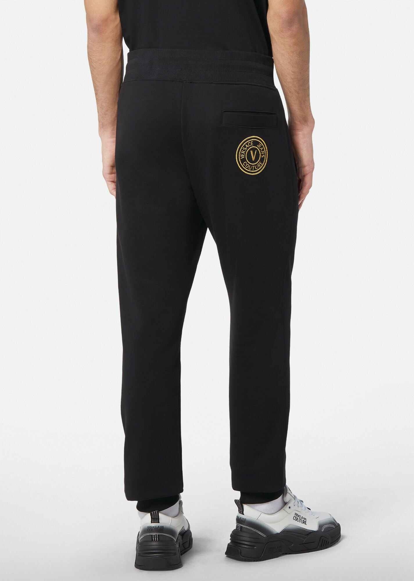 V-Emblem Sweatpants - 3