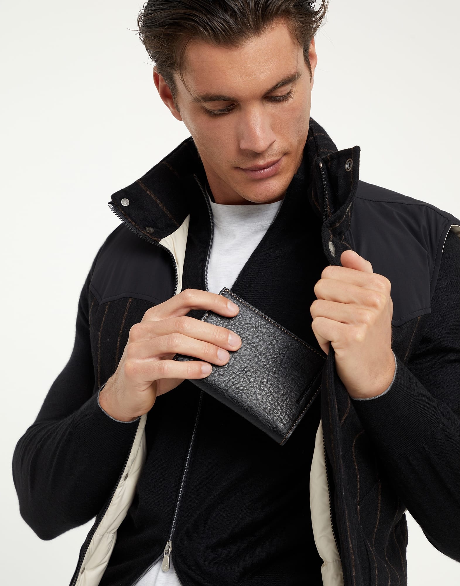 Grained calfskin passport holder - 4