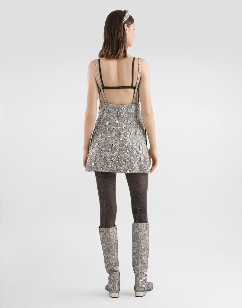 Brocade dress with embroidery 3