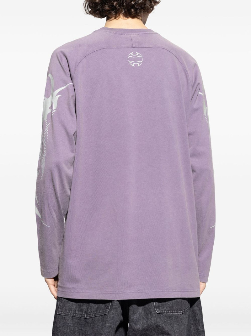 long-sleeve graphic-print T-shirt 4