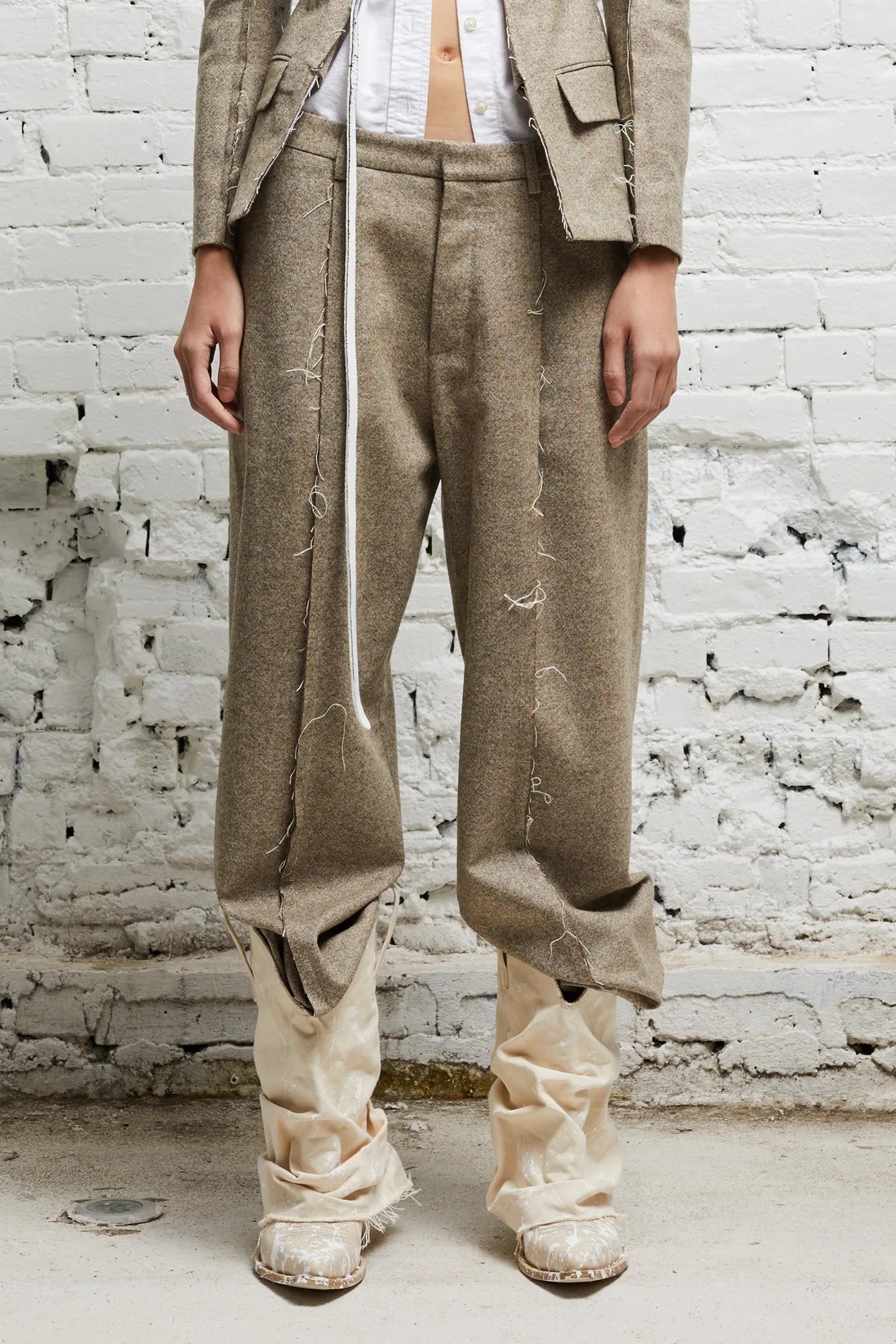 INVERTED TROUSER - OATMEAL - 1