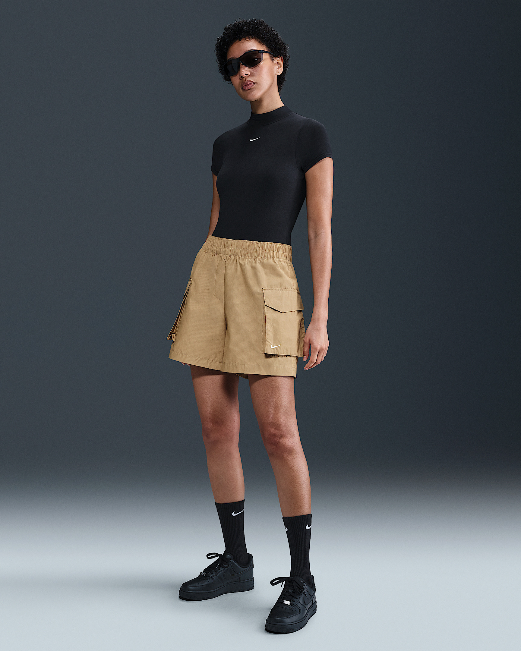 Nike Sportswear Essential Woven Women's High-Waisted 5" Cargo Shorts - 1