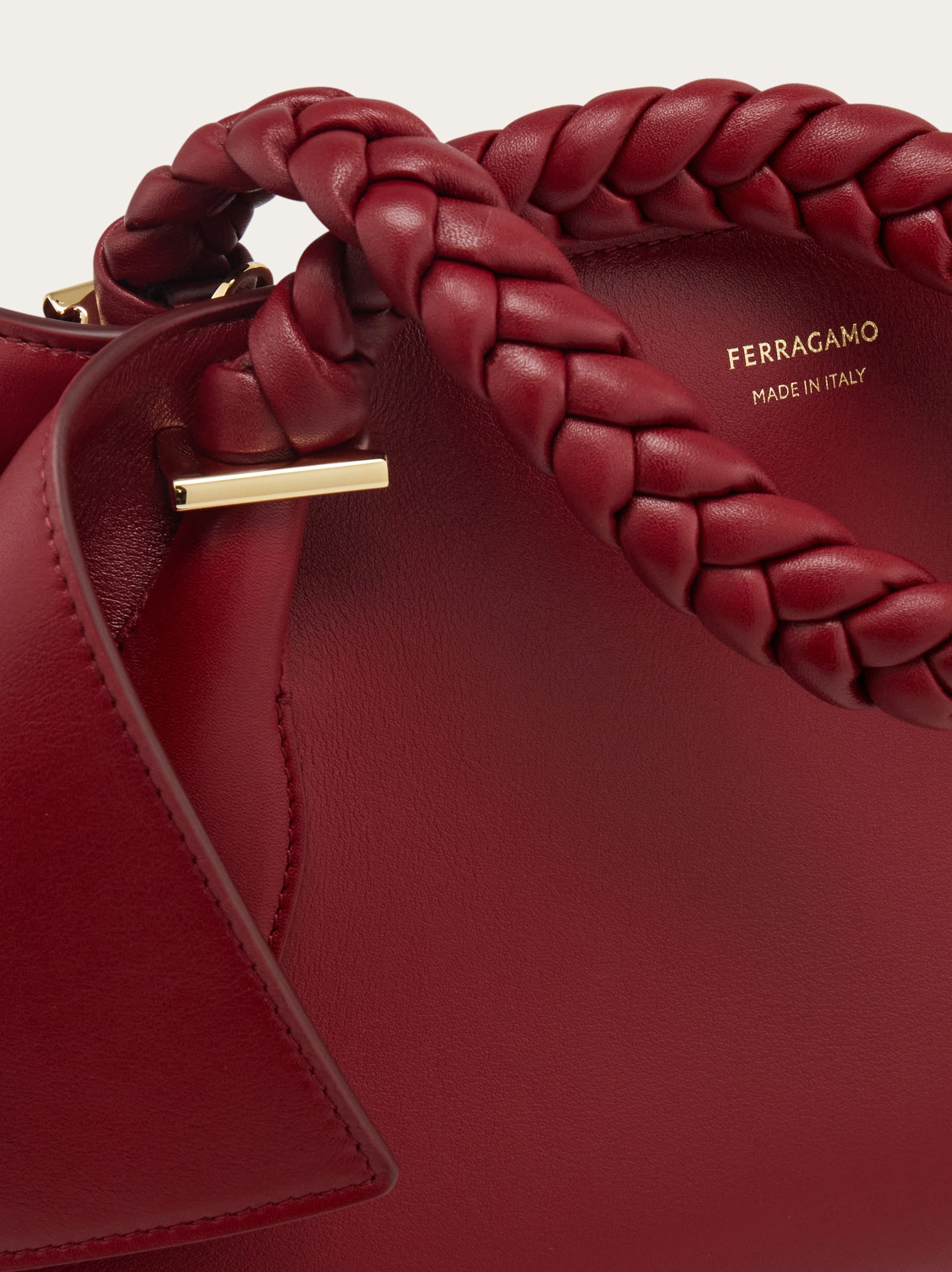 Handbag (M) - 9