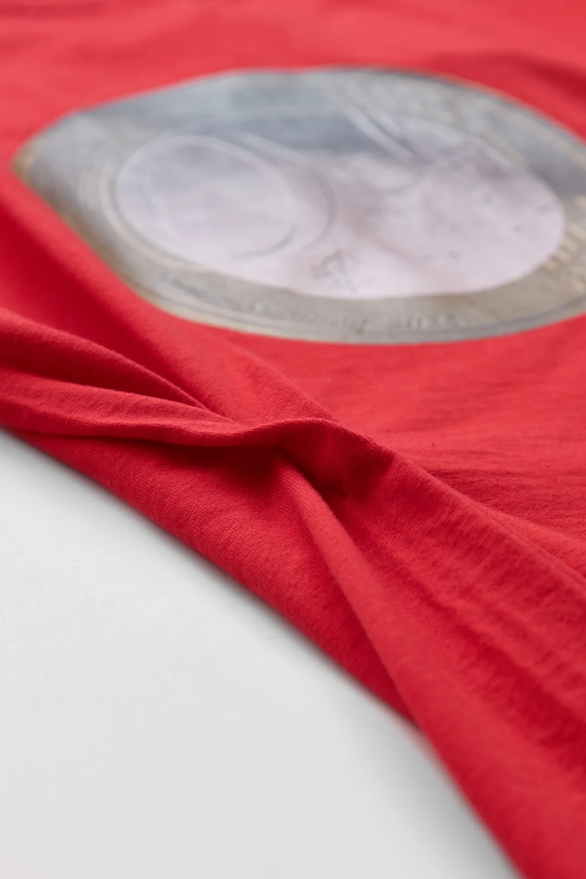 Mainline Coin Open Back Tee Red - 3