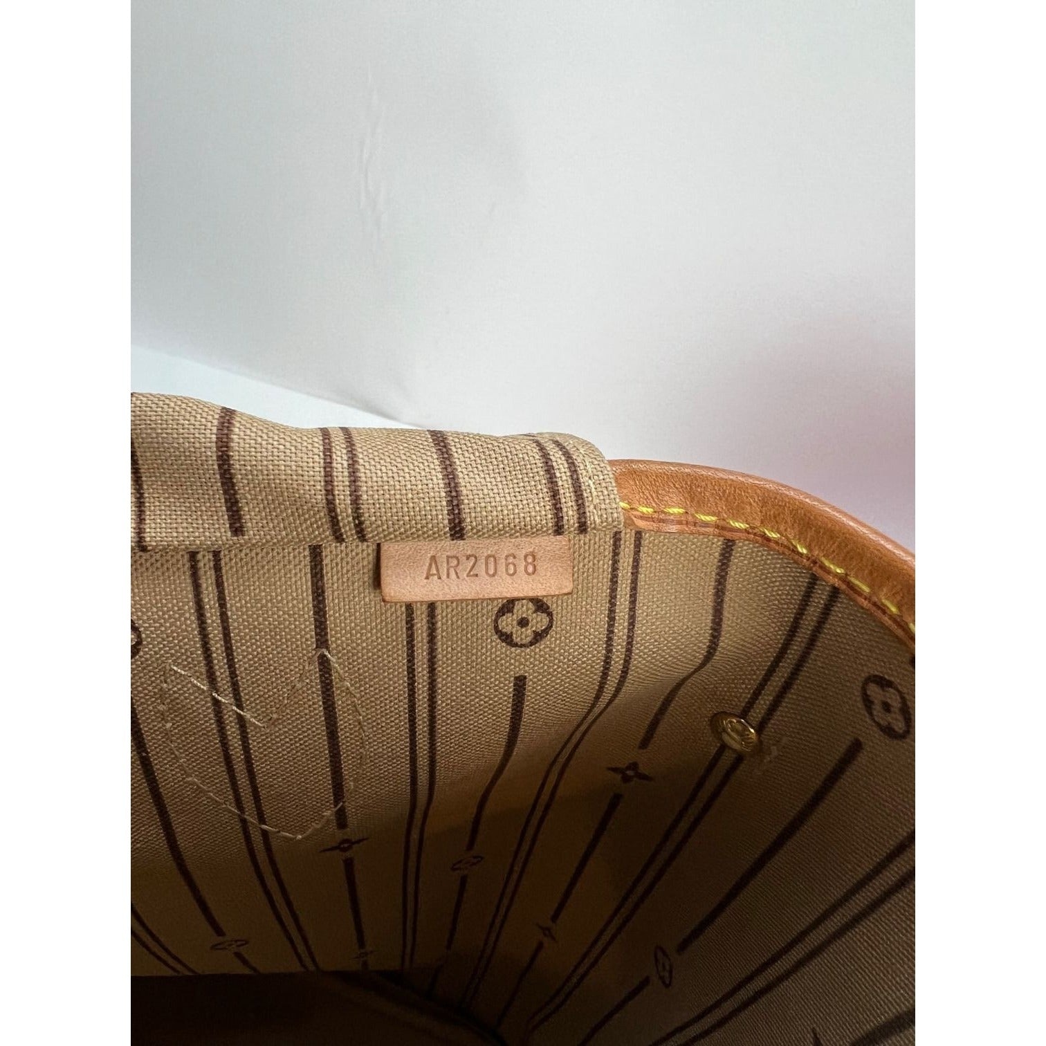 Louis Vuitton Monogram Vinyl Neo Cabas Ambre mm Transparent Tote Bag M92504 Pre Owned