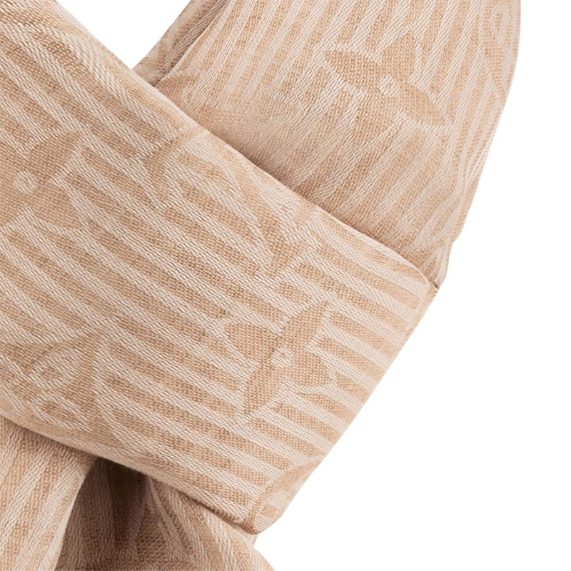 LV Graphical Stole 3