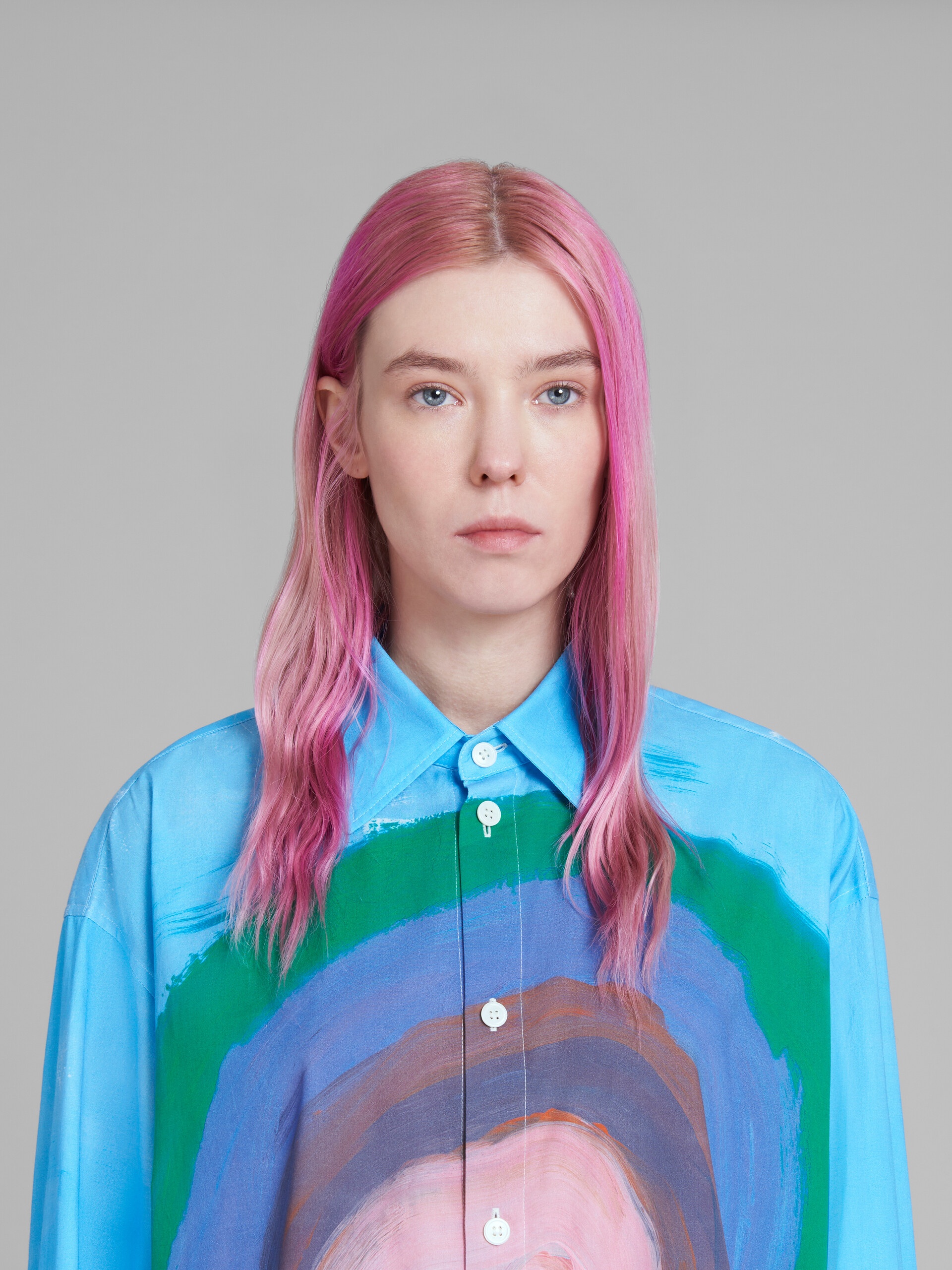 BLUE POPLIN SHIRT DRESS WITH RAINBOW PRINT - 4