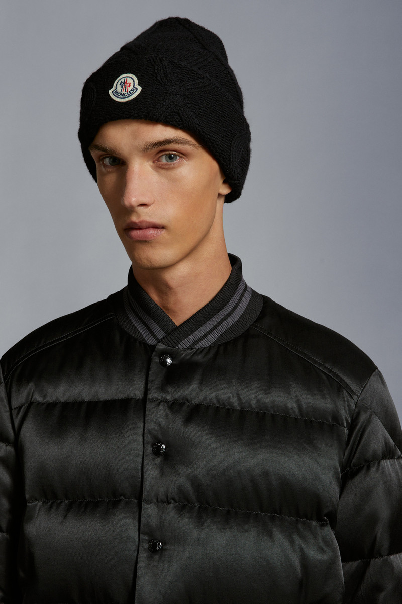 Moncler Wool Beanie outlook