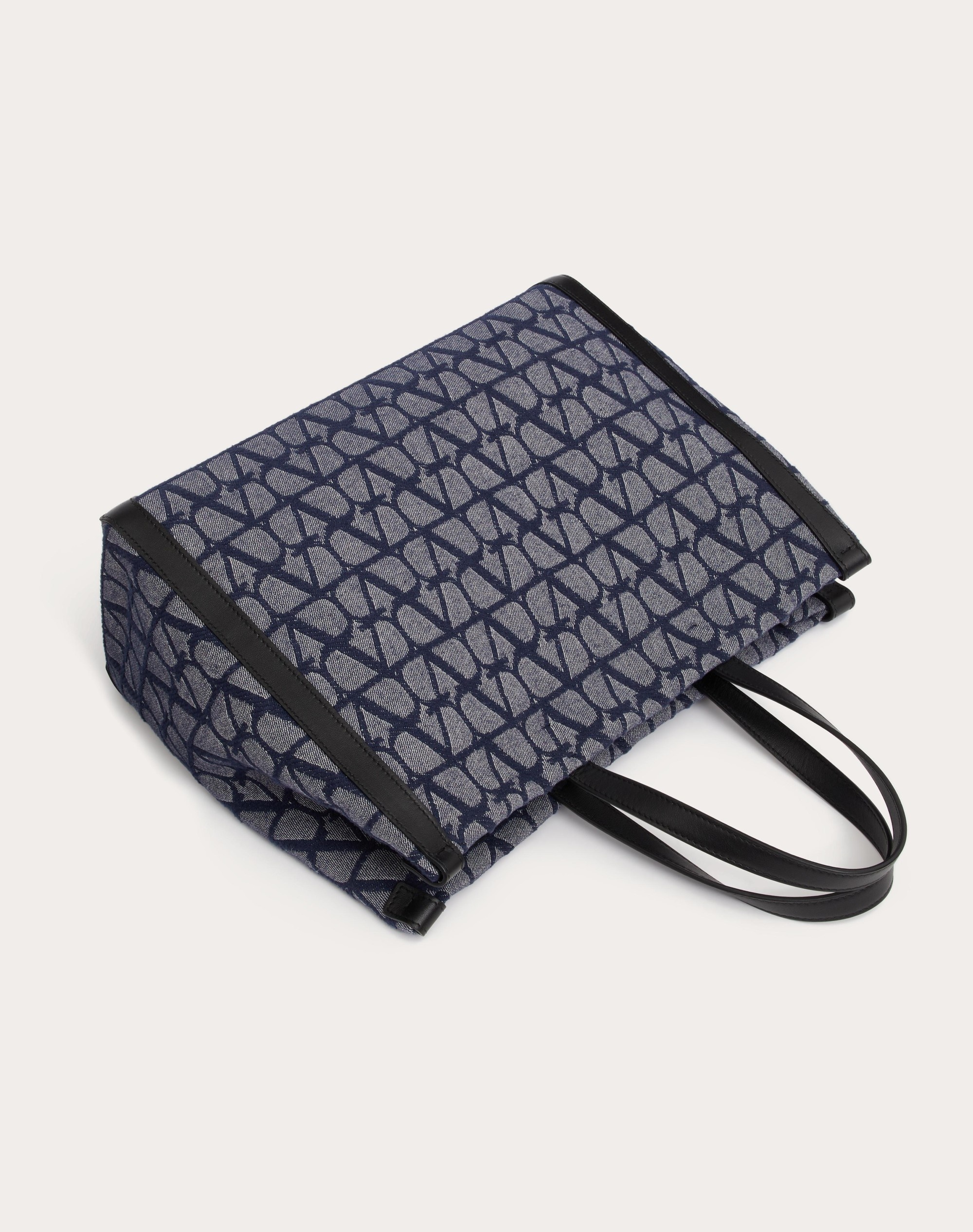 TOILE ICONOGRAPHE MEDIUM SHOPPER IN JACQUARD FABRIC WITH DENIM EFFECT - 6