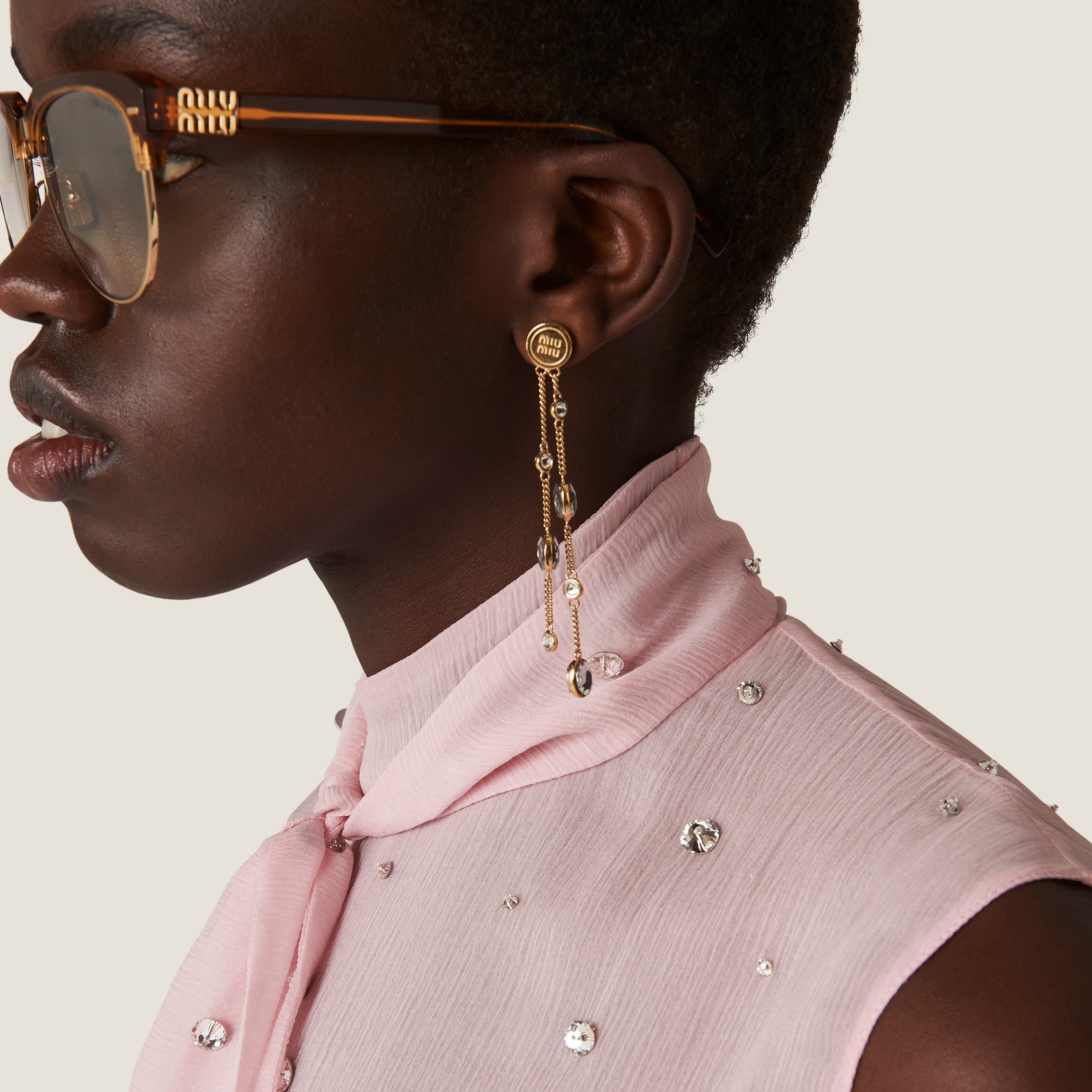 Asymmetrical metal earrings with crystals - 2