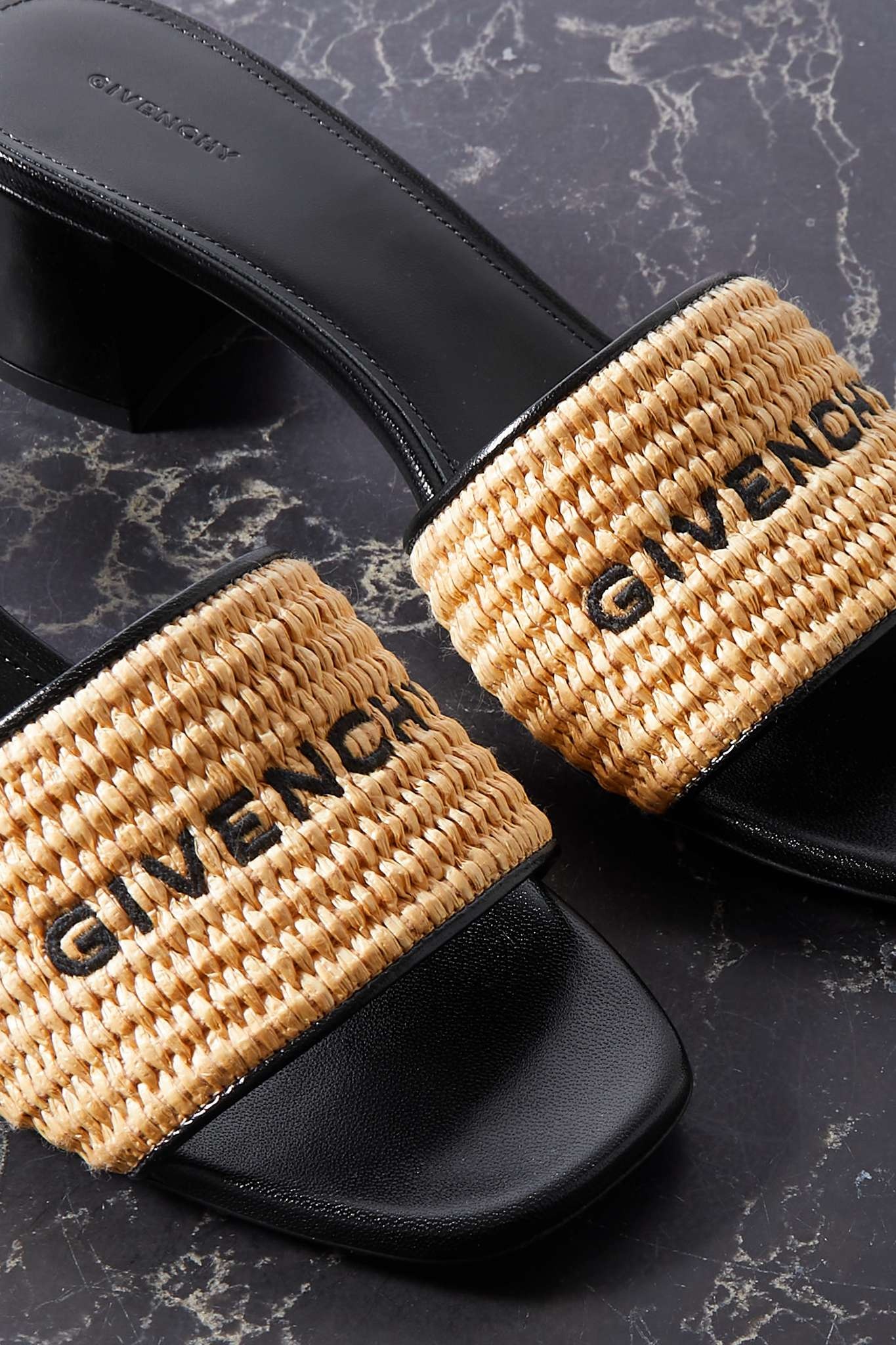 4G leather-trimmed embroidered raffia mules - 4
