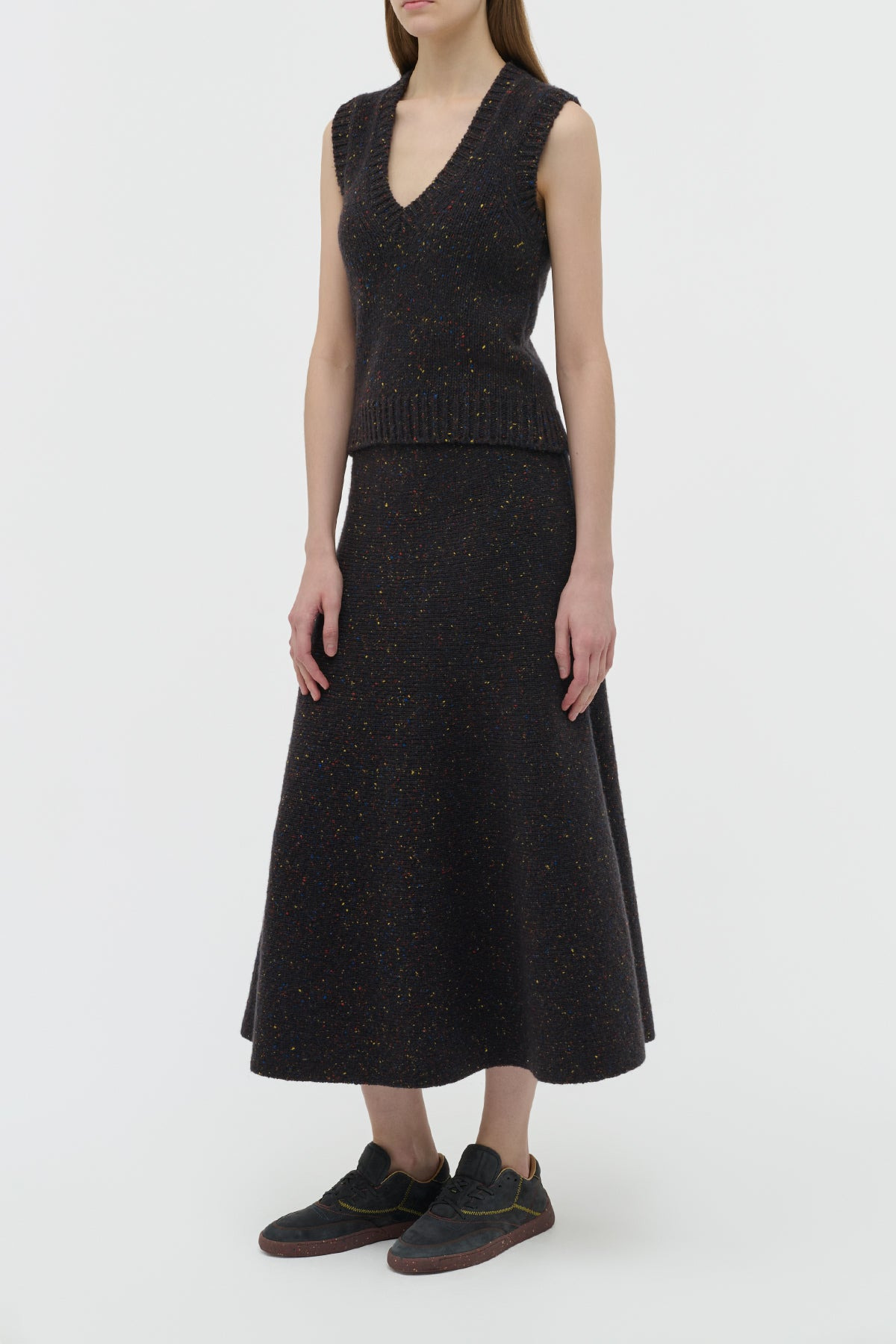 Solomon Knit Vest in Charcoal Multi Speckle Cashmere - 2