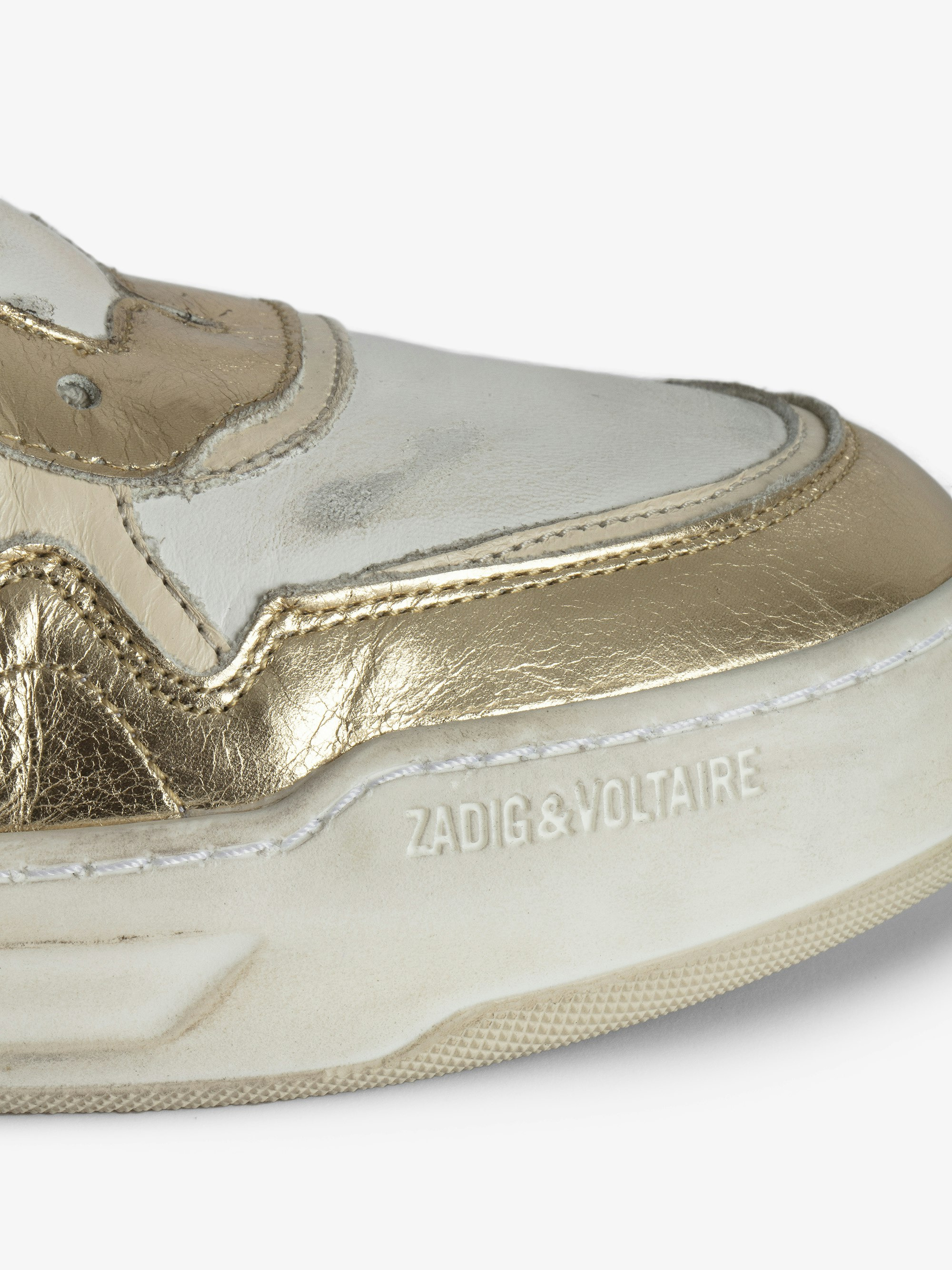 Low-Top Wings Sneakers - 6