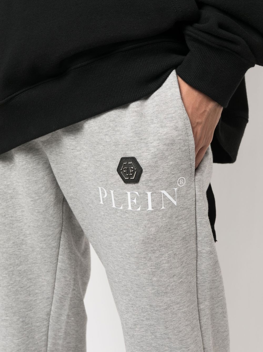 logo-print slim-cut trackpants - 5