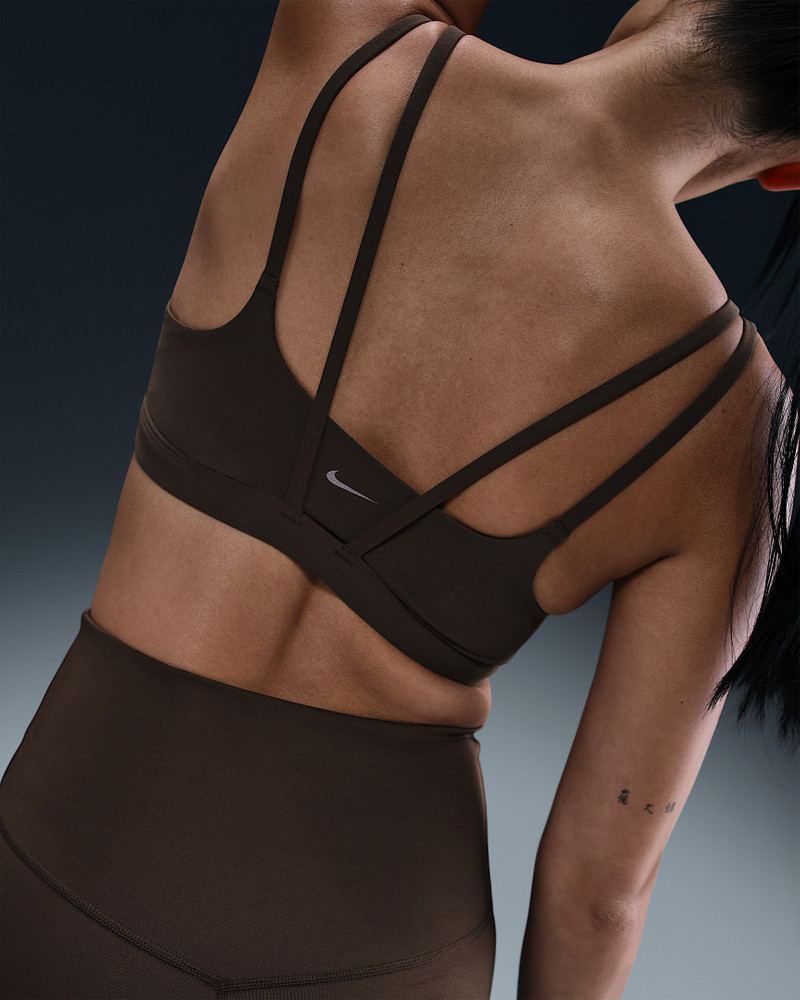 Nike Nike Zenvy Strappy Women's Light-Support Padded Sports Bra outlook