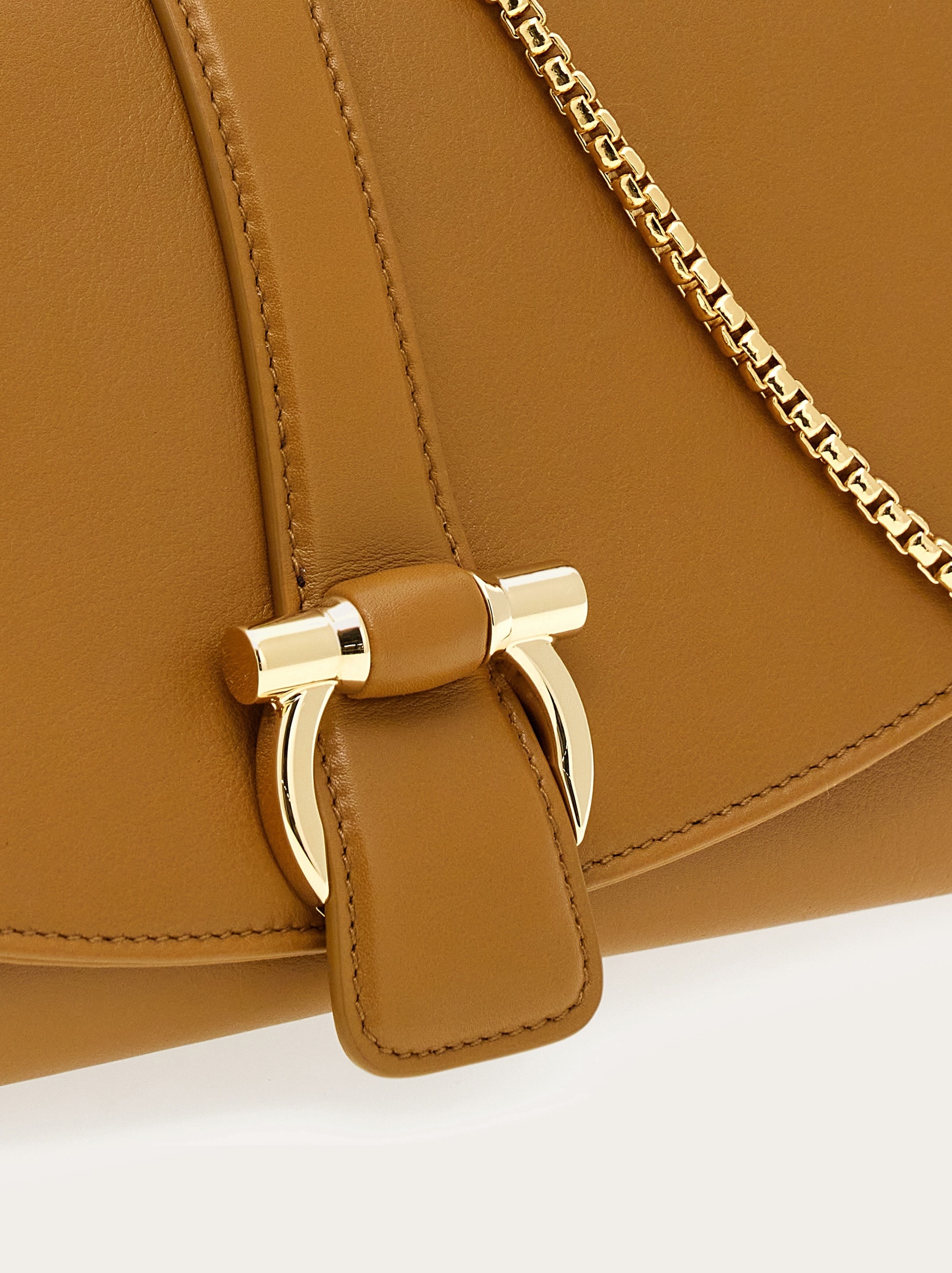 Front flap crossbody bag (M) - 8