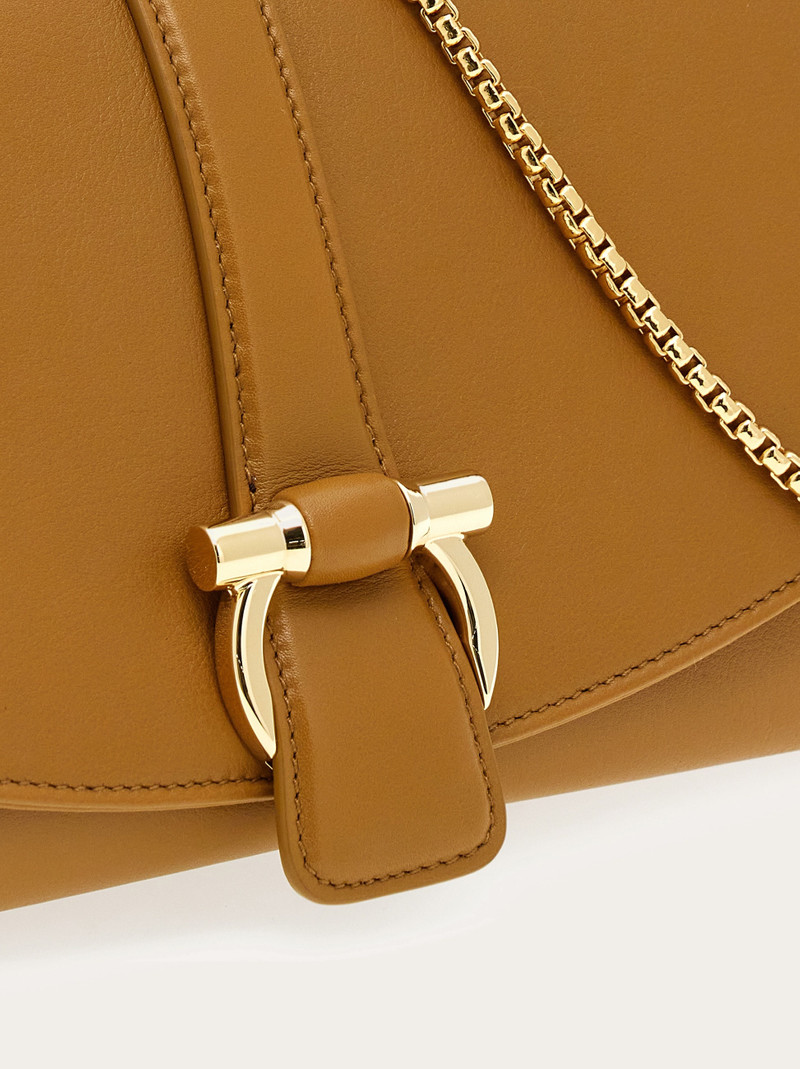 Front flap crossbody bag (M) 8