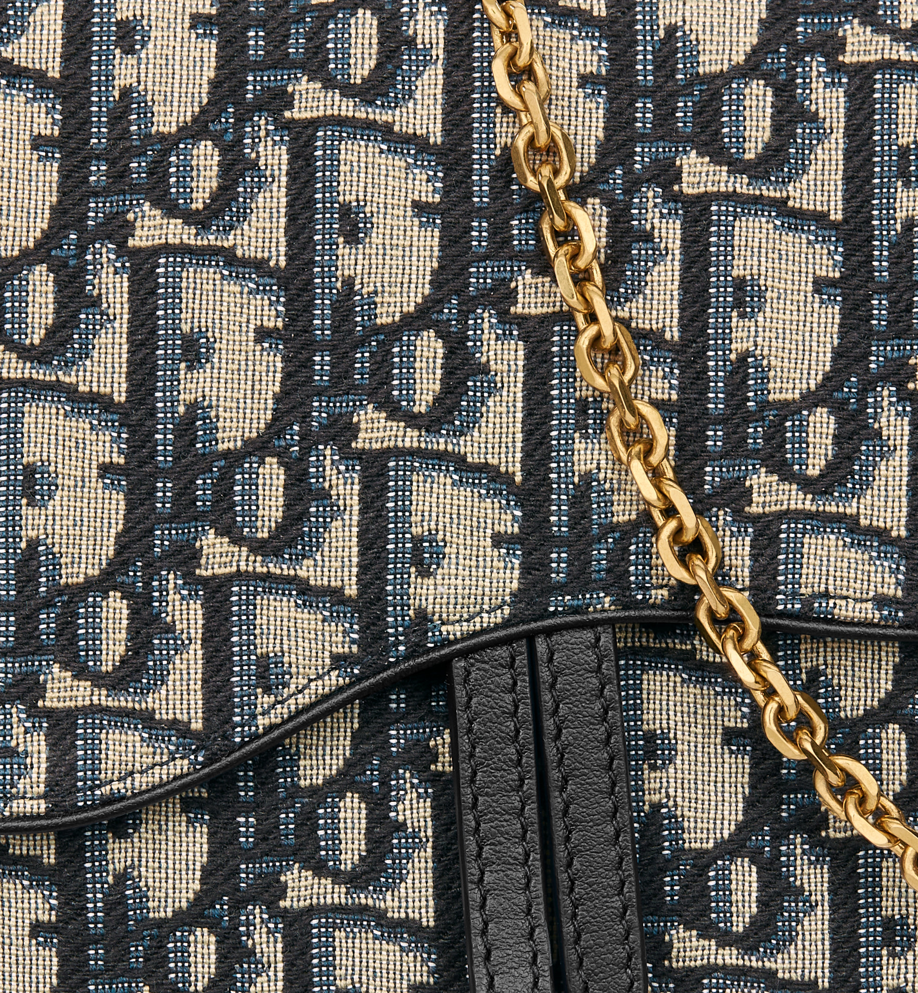 Saddle Pouch with Chain - 6
