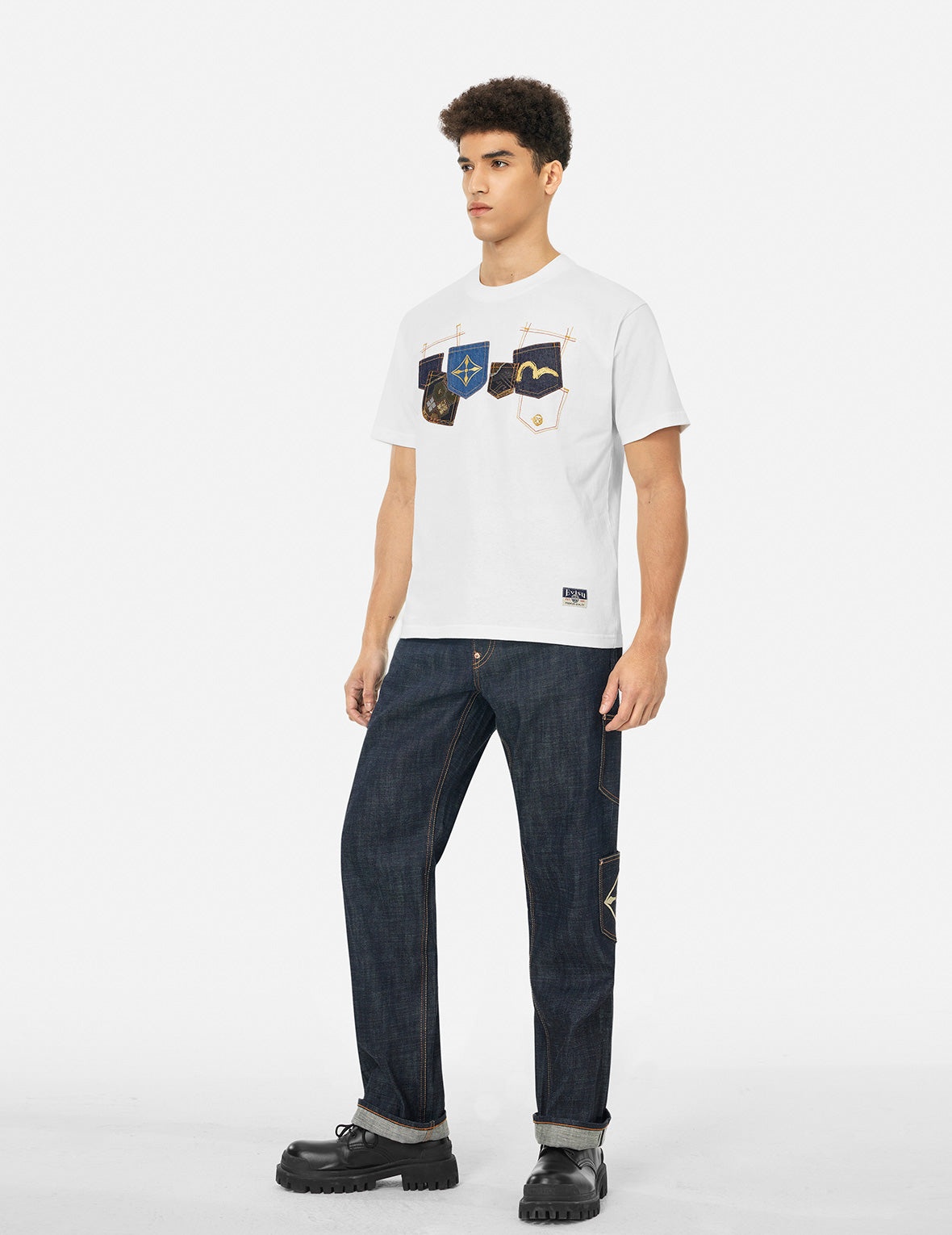 Multi-Pocket and Multi-Print Relax Fit T-shirt - 3