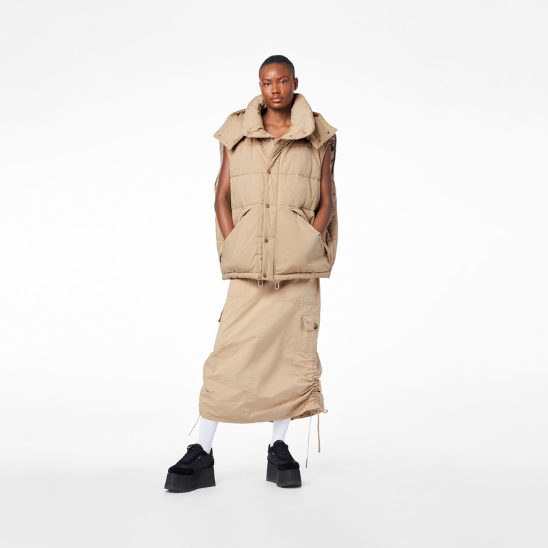 THE OVERSIZED PUFFER VEST 3