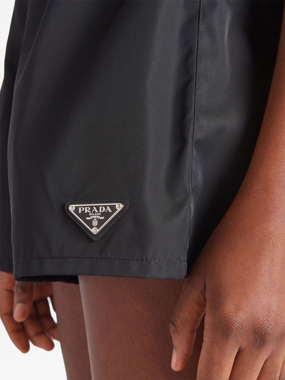 enamelled-logo re-nylon shorts - 5