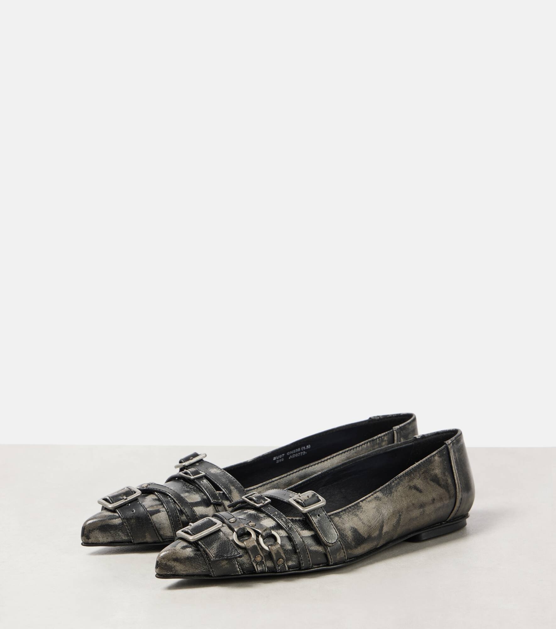 Buckle-detail leather ballet flats - 4