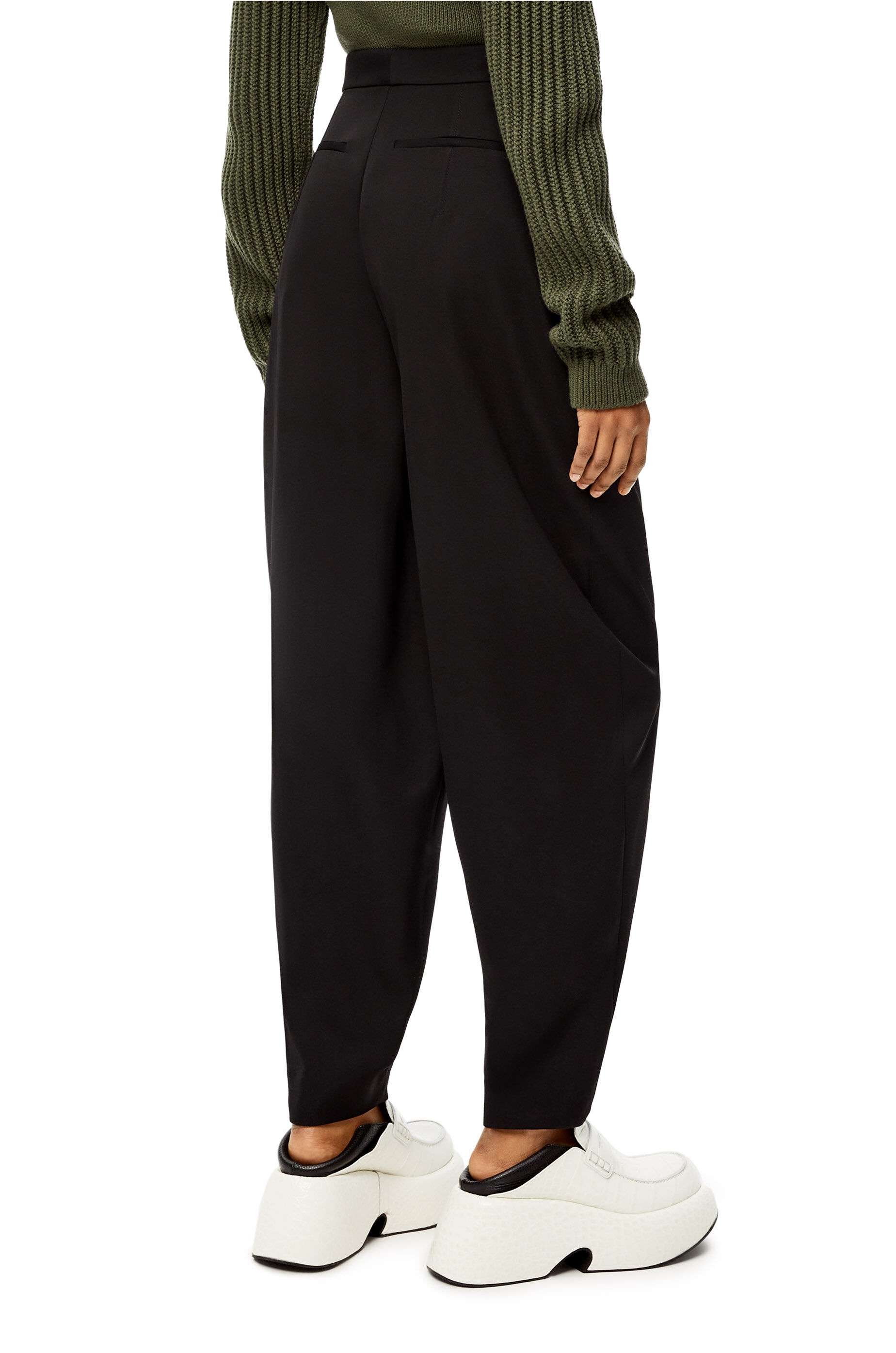 Carrot trousers in wool - 4