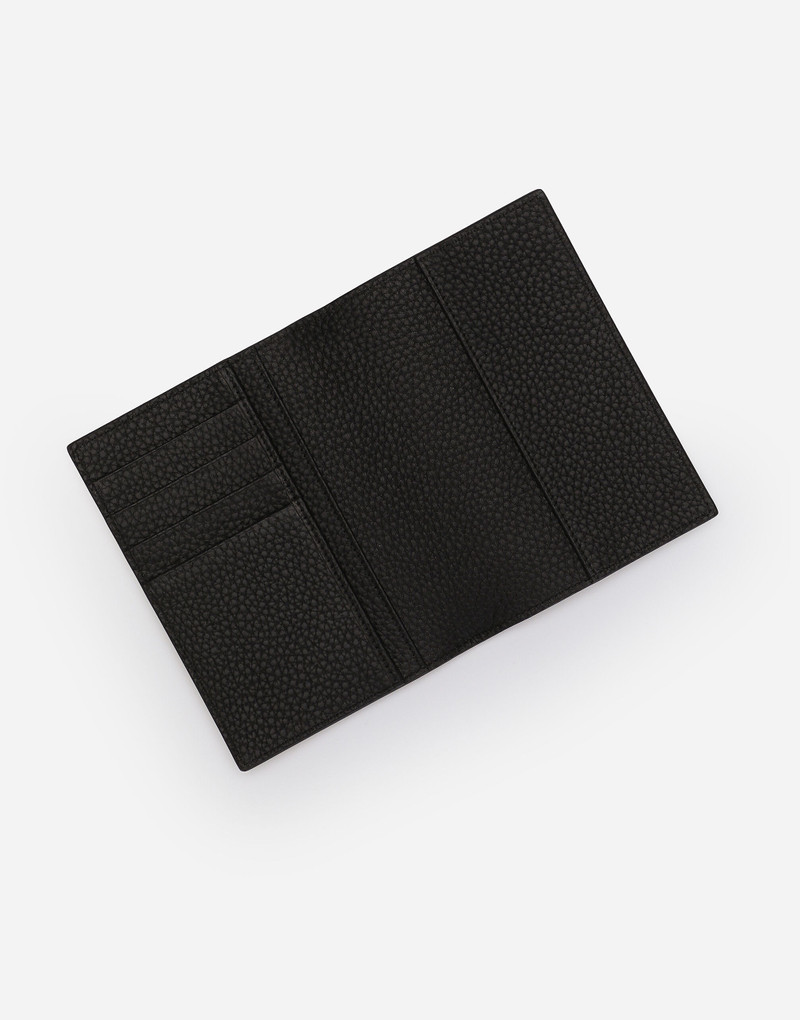 DG Logo passport case 4