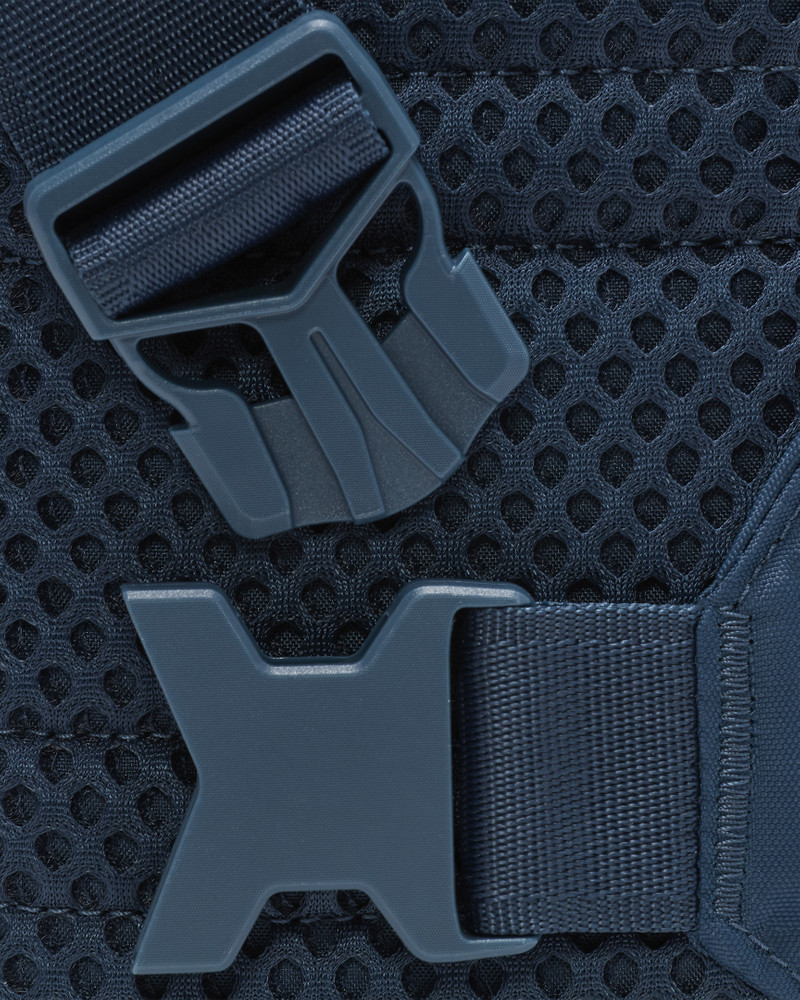 Nike Sportswear Essentials Crossbody Bag (1L) 7