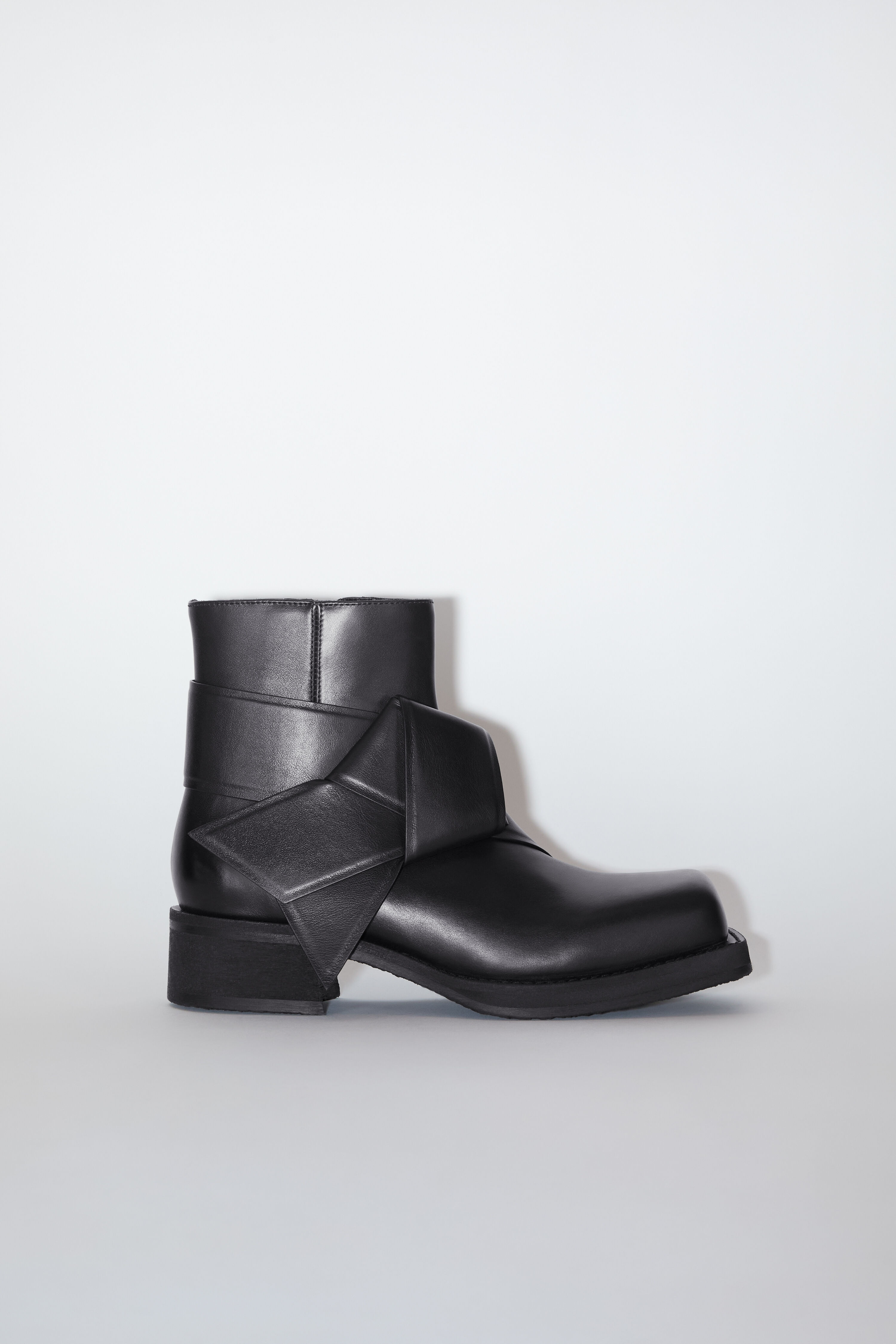 Musubi ankle boot - Black - 1