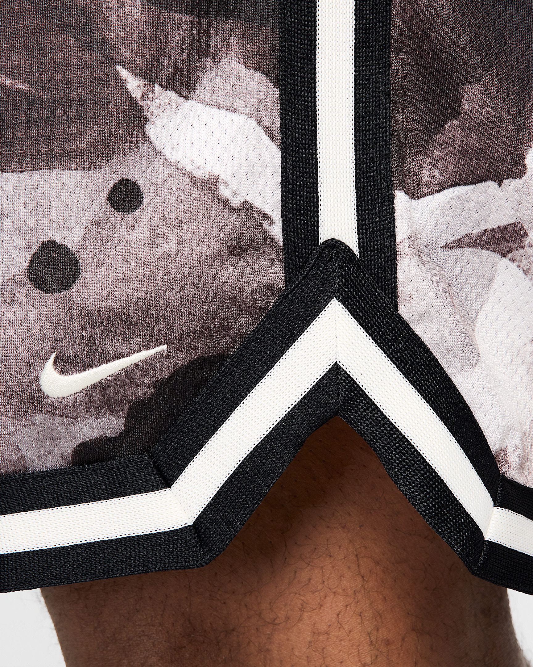 Nike DNA Men's Dri-FIT 6" Basketball Shorts - 16