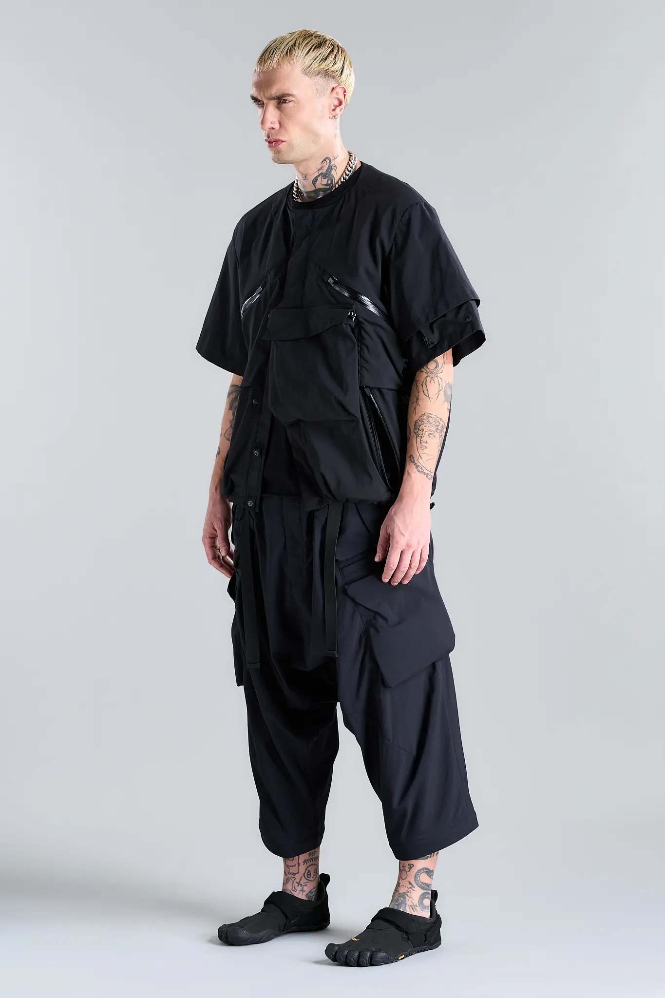 V1A-M Nylon Stretch Interops Vest Black - 6