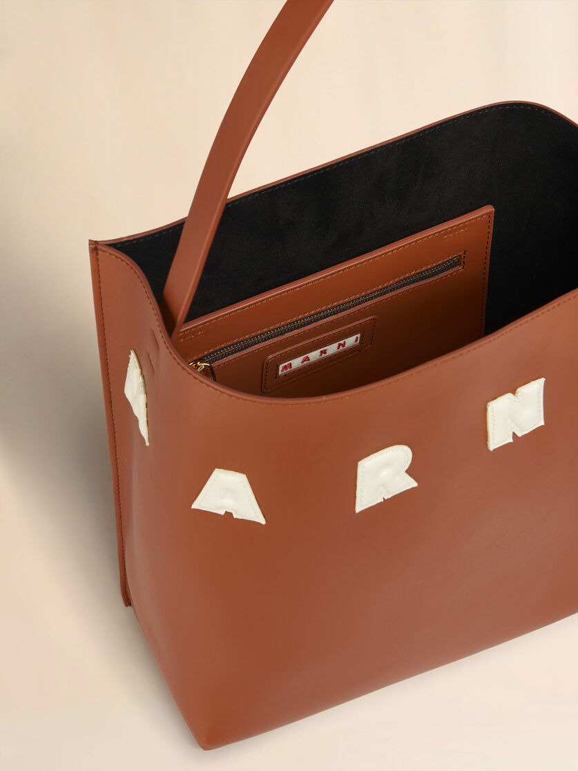 BROWN WHITE LEATHER MUSEO HOBO BAG WITH PATCHES - 4