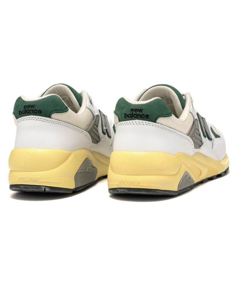New Balance MT580RCA outlook