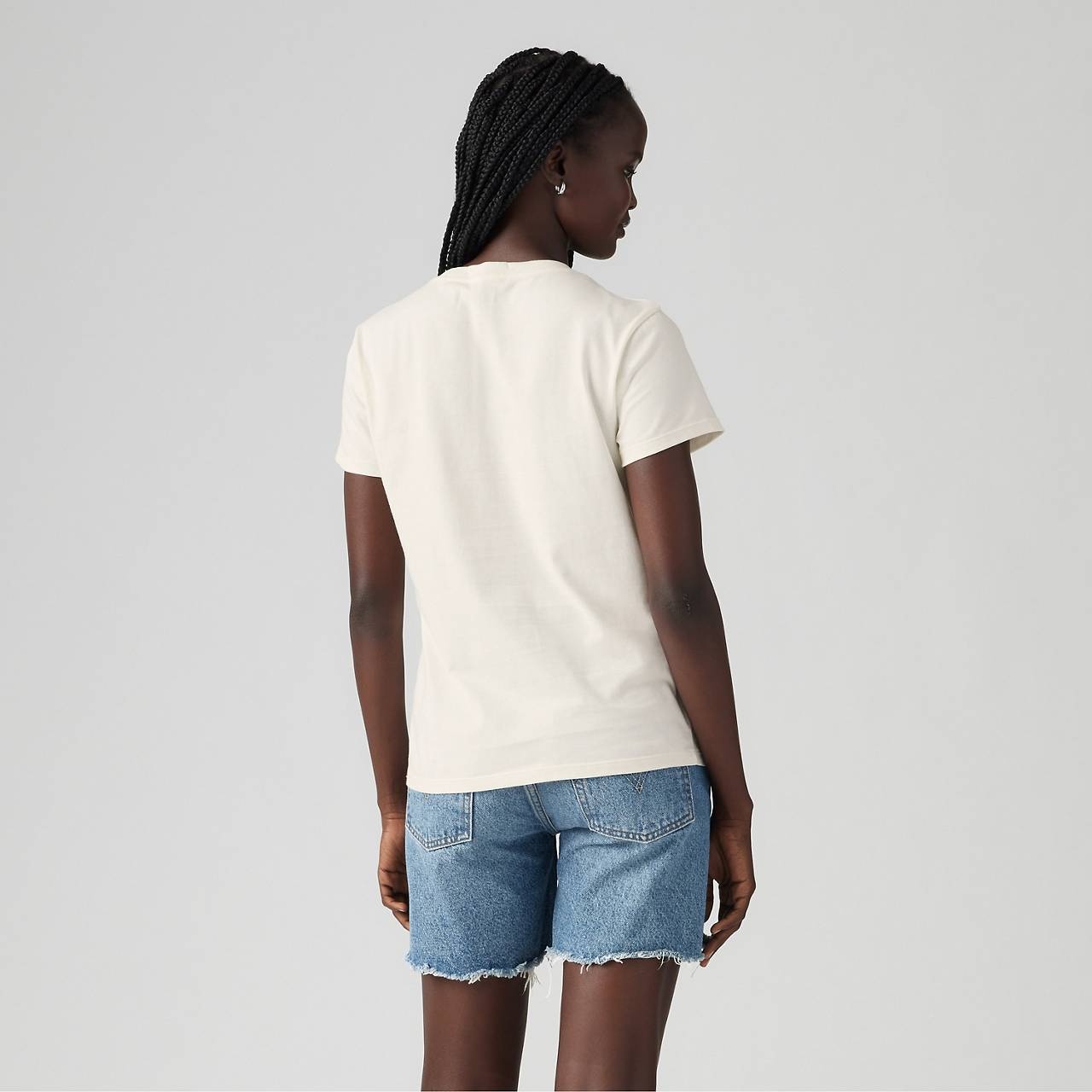 GRAPHIC PERFECT T-SHIRT - 4