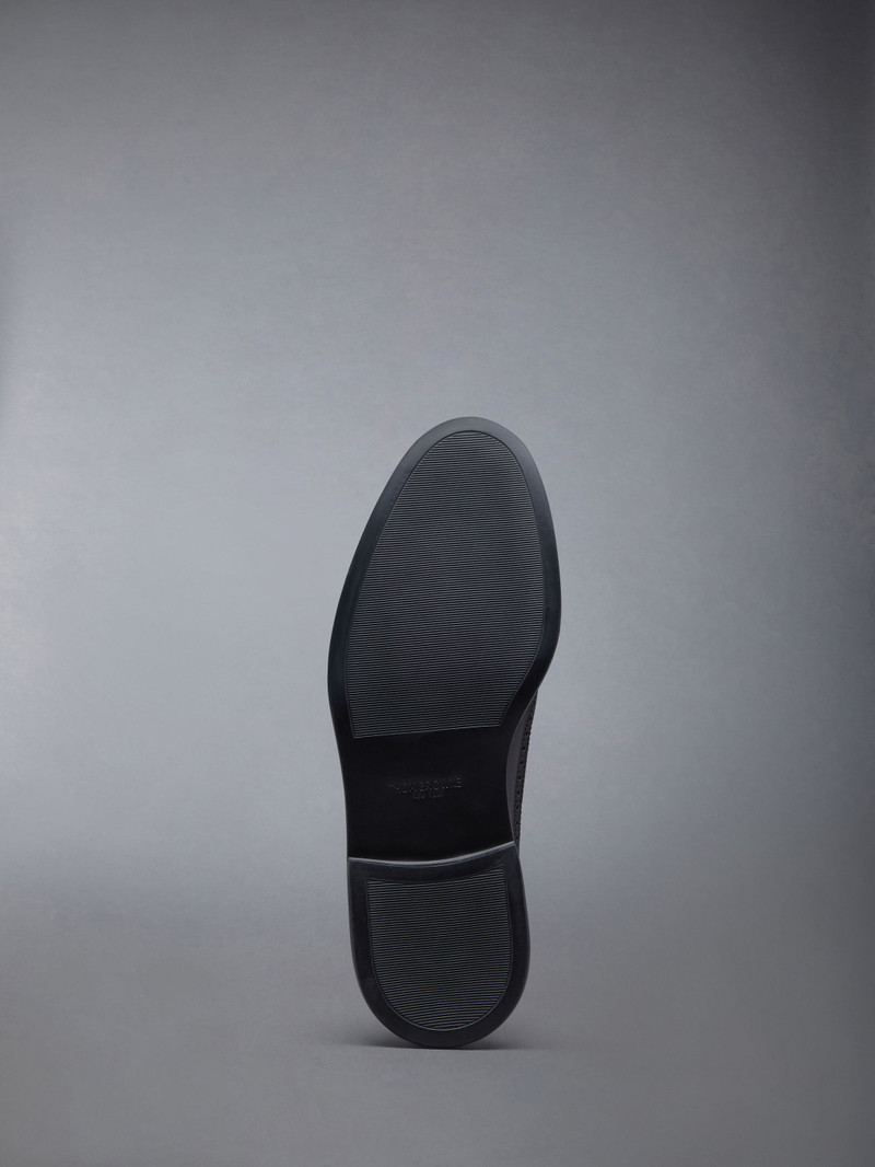 LONGWING BROGUE W/ LIGHTWEIGHT RUBBER SOLE IN BOX CALF 6