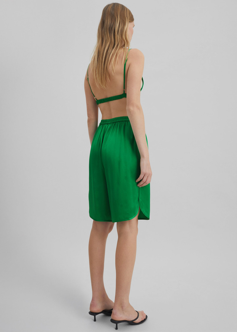 Nelis Silk Bermuda Shorts - Kelly Green 10