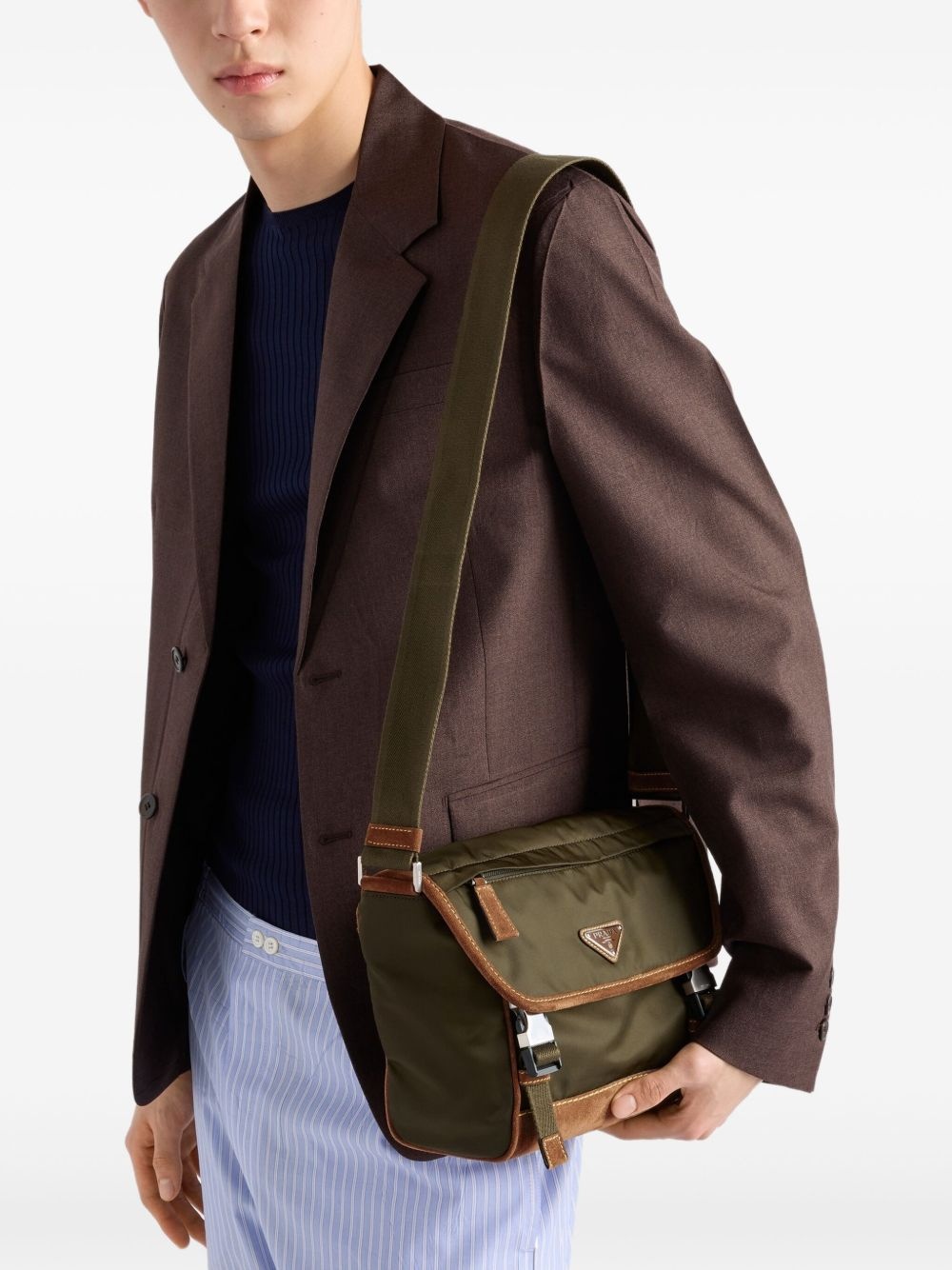 medium triangle-logo shoulder bag - 3