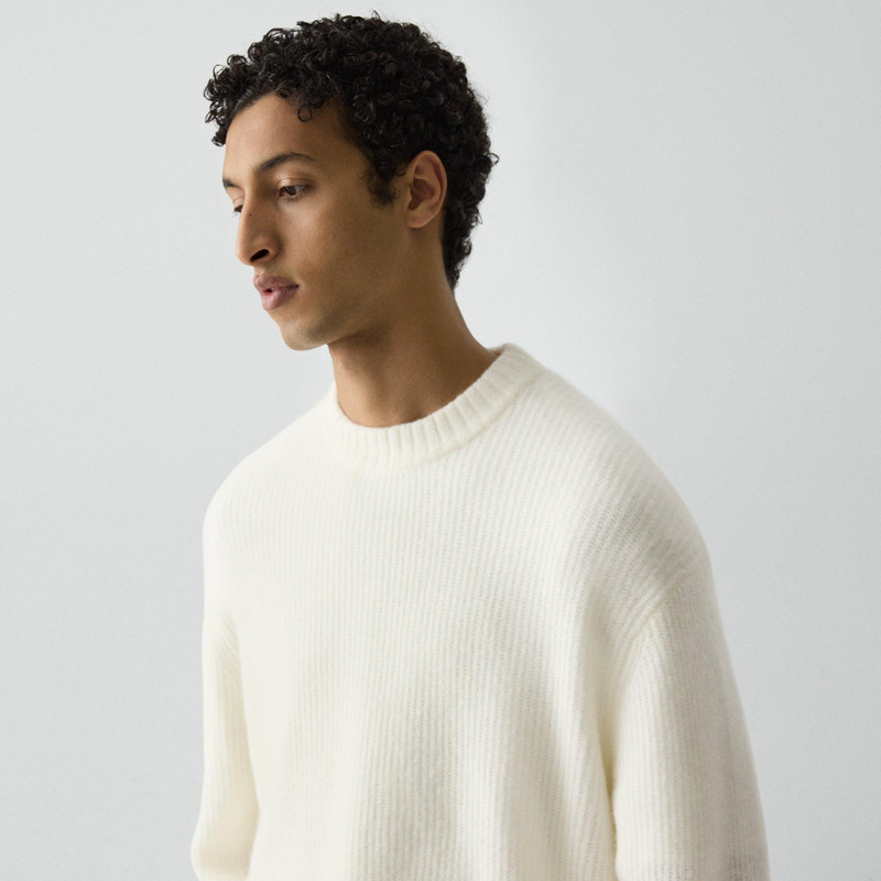Relaxed Crewneck Sweater in Astor Wool 5