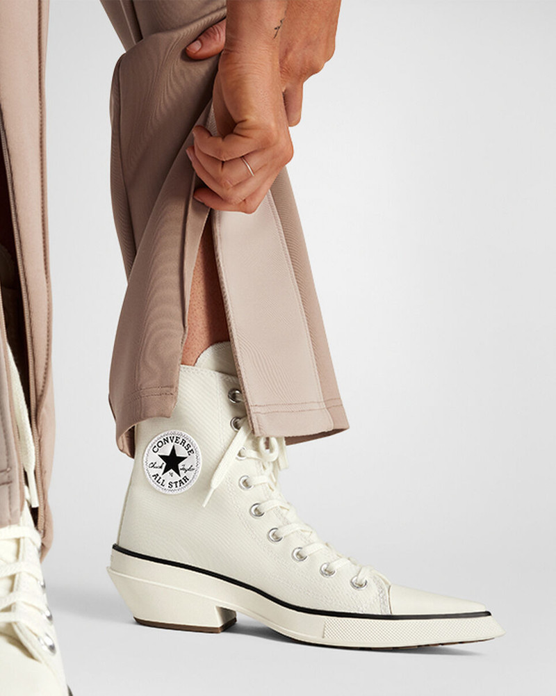 Chuck 70 De Luxe Pointed 11