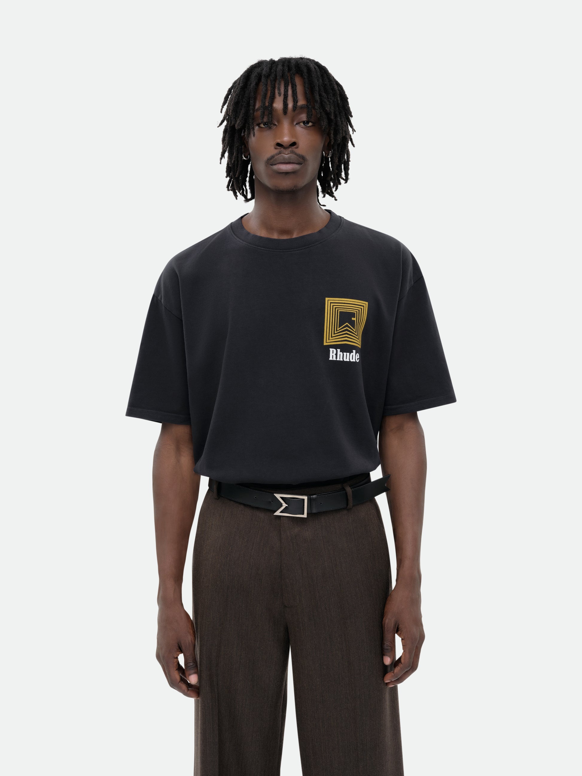 CHEVRON LOGO REPEAT TEE - 10