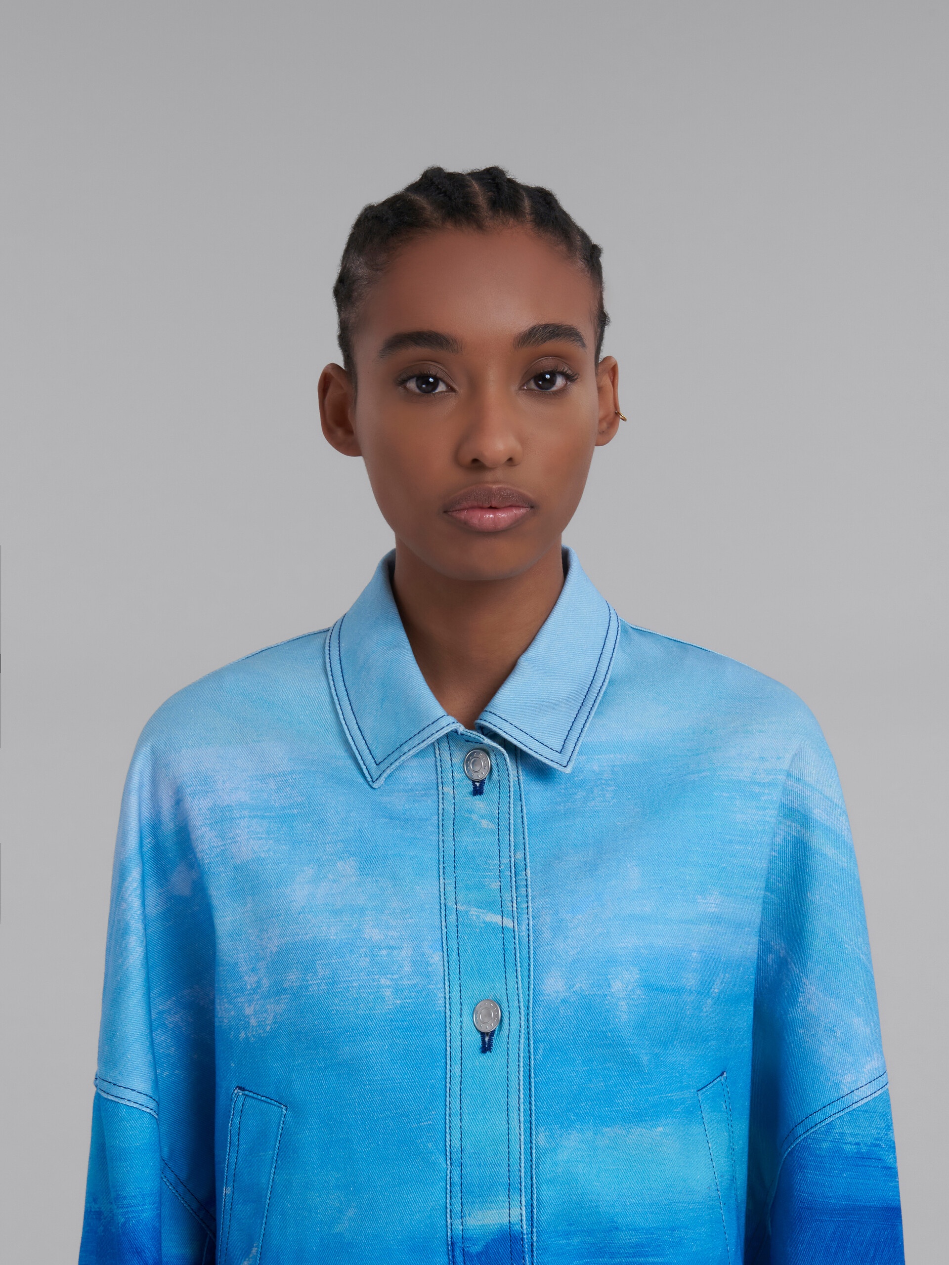 BLUE COTTON DRILL JACKET WITH NOTTE GIORNO PRINT - 4