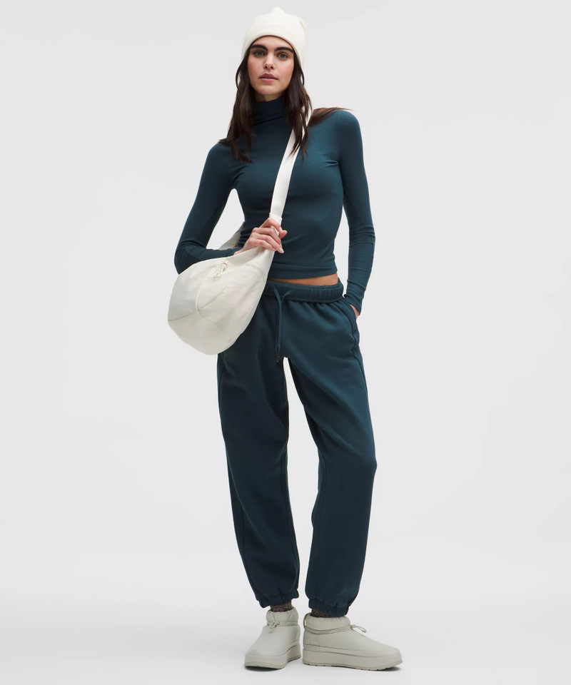 Hold Tight Long-Sleeve Turtleneck 1